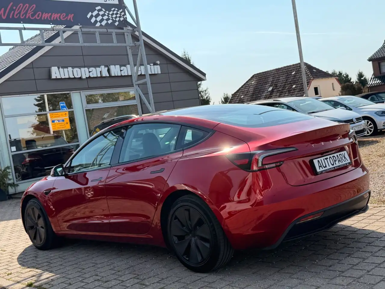 Tesla Model 3 Long Range Dual AWD*HW4* — معرض صور السيارة 4