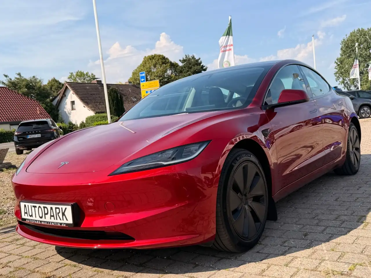 Tesla Model 3 Long Range Dual AWD*HW4* — معرض صور السيارة 2