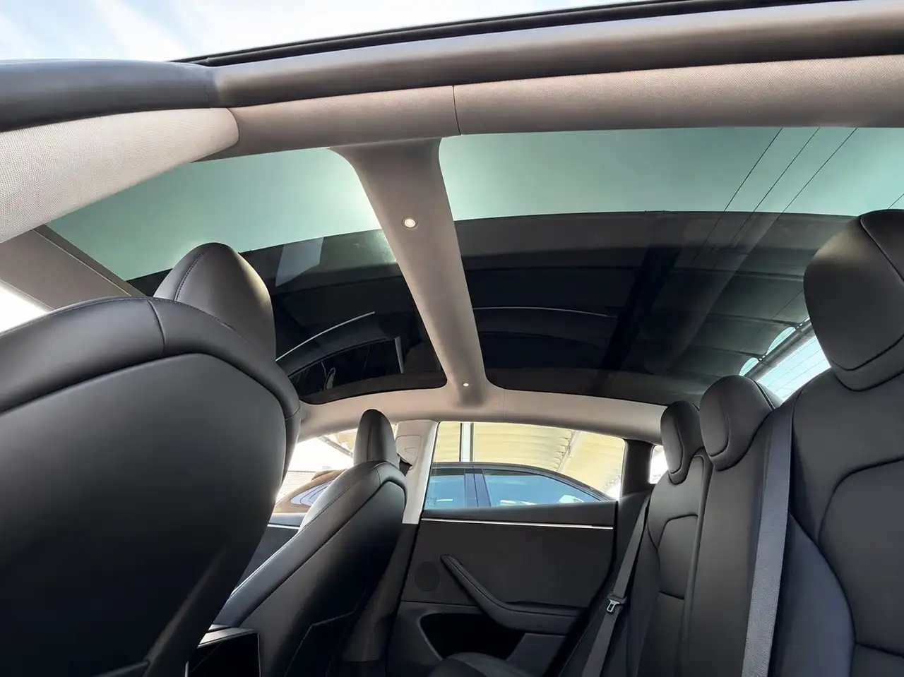 Tesla Model 3 Long Range Dual AWD*HW4* — معرض صور السيارة 12