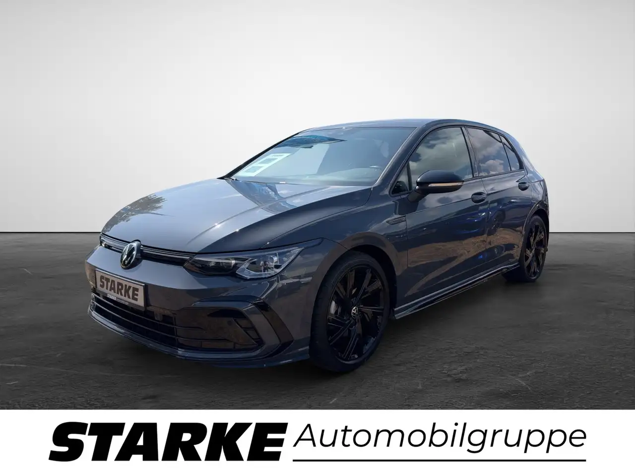Volkswagen Golf 1.5 eTSI DSG R-Line Black Style — Vehicle gallery 2