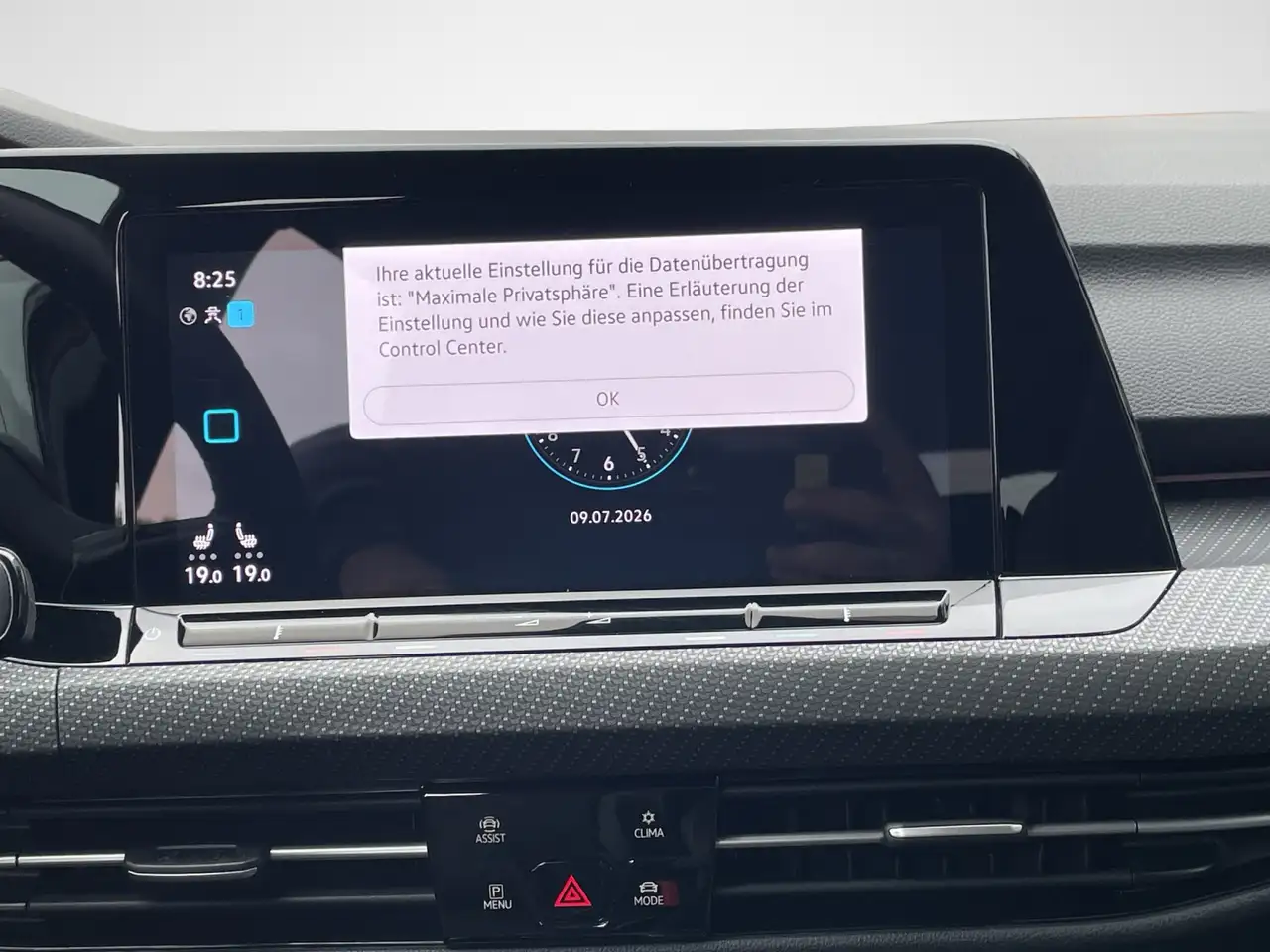 Volkswagen Golf 1.5 eTSI DSG R-Line Black Style — Vehicle gallery 11