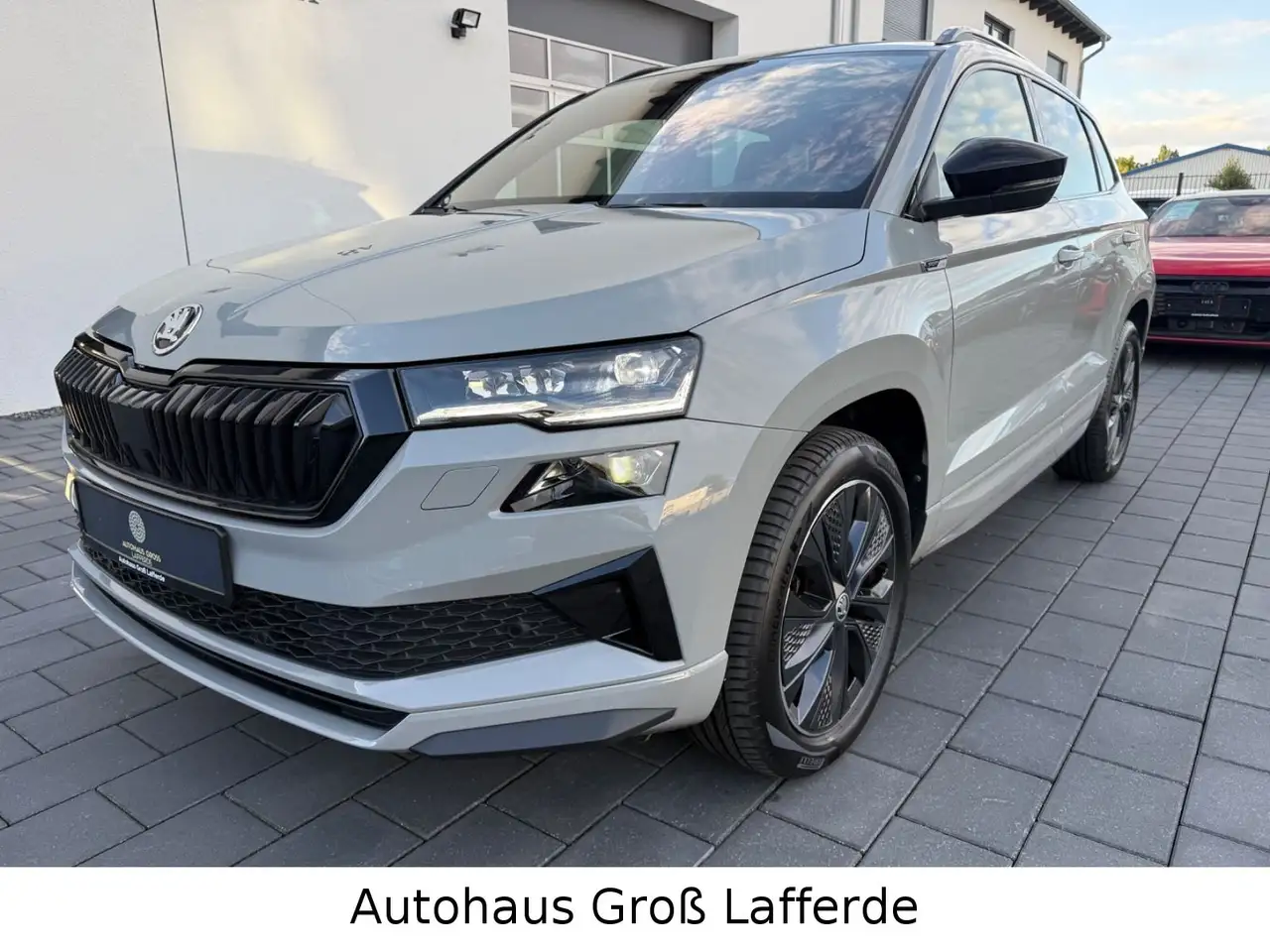 Skoda Karoq Sportline 4x4 RFK VC SHZ Leder — Ilsede