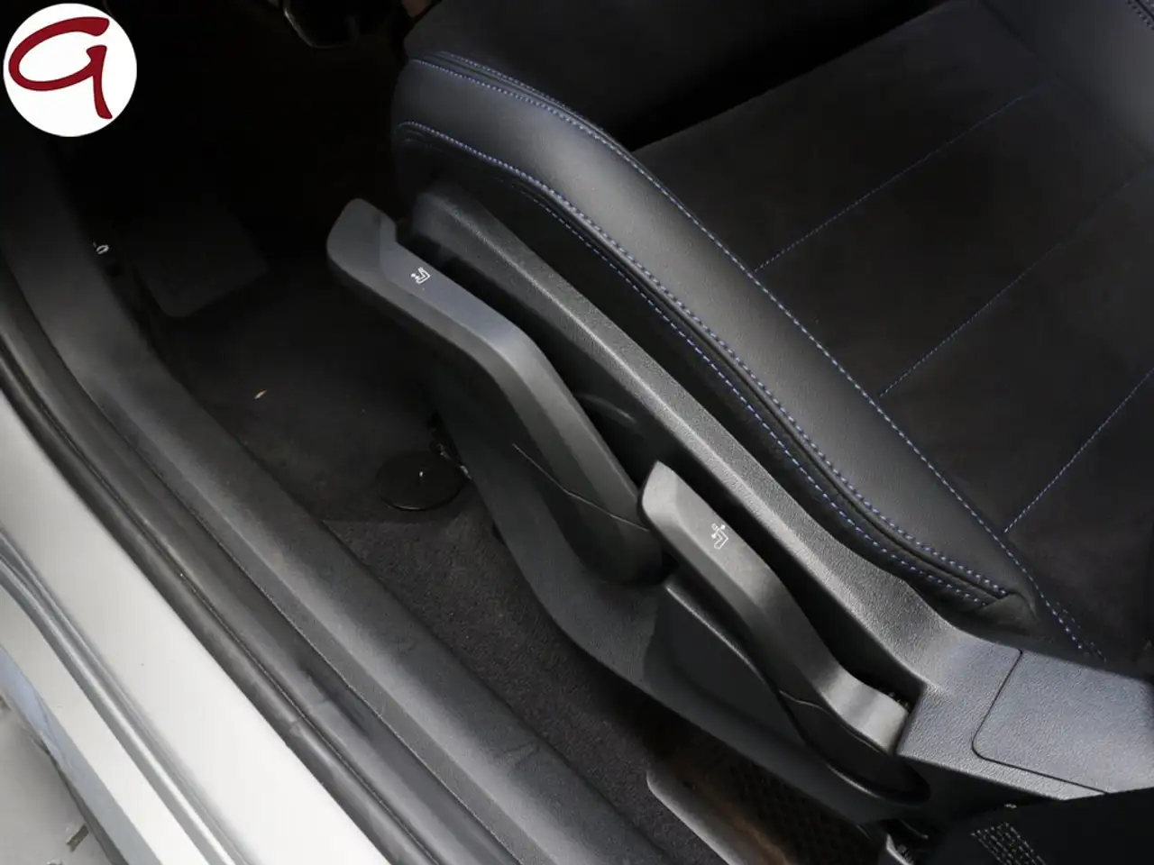 BMW X1 sDrive 18dA — Galerie du véhicule 8