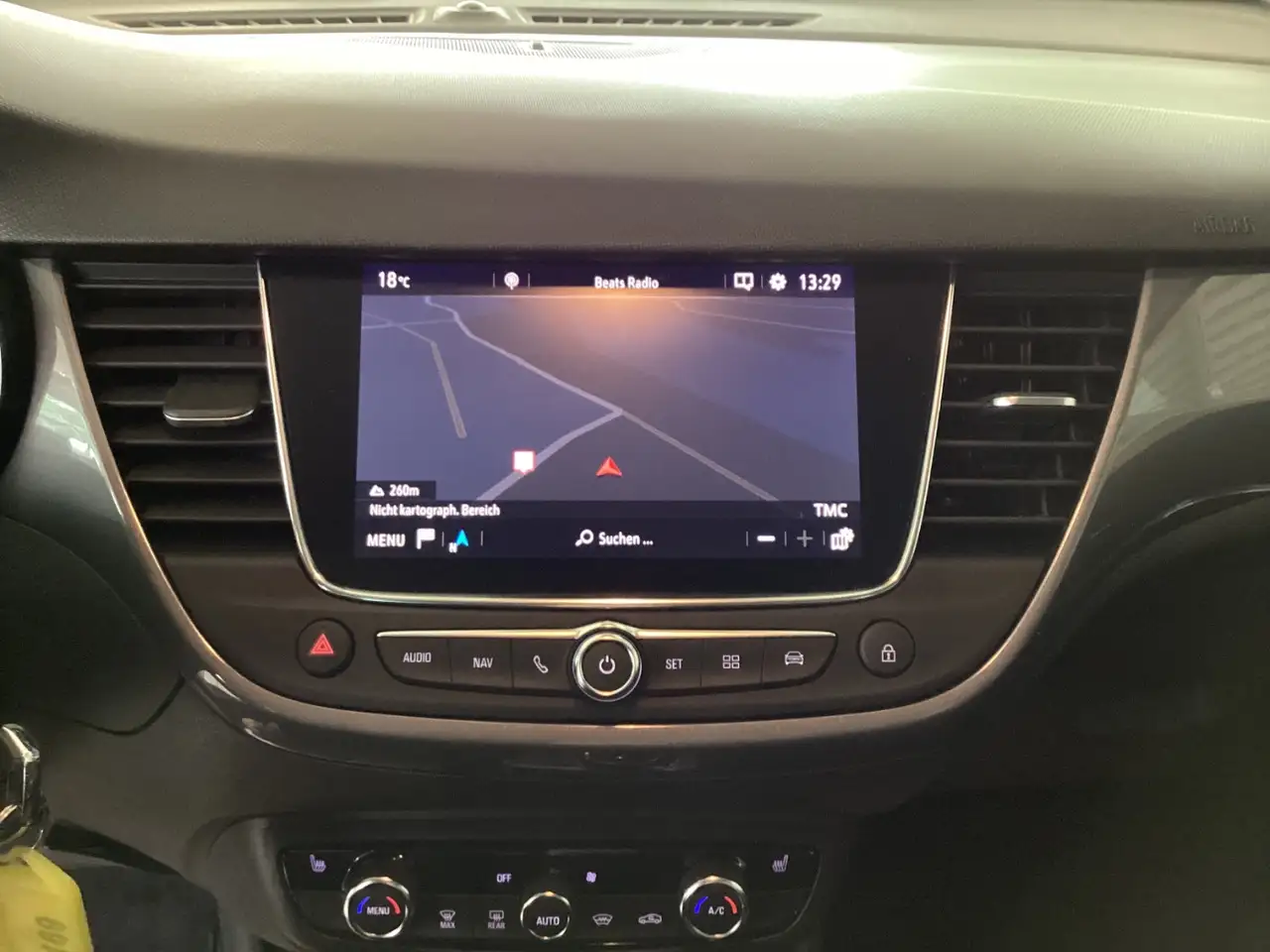 Opel Crossland 1.2 Turbo ELEGANCE PAKET Klima+Navi+PDC — Galería del vehículo 17
