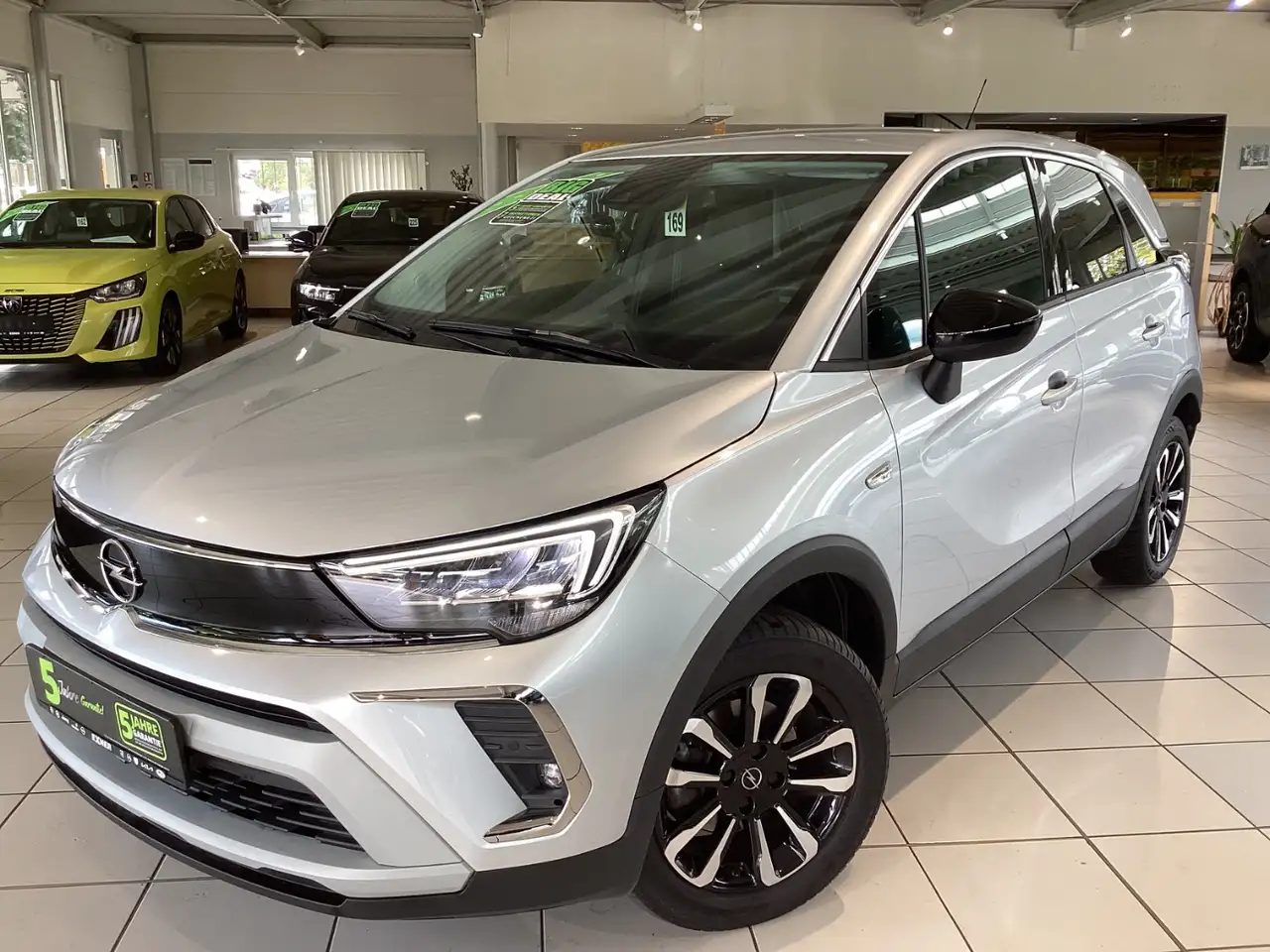 Opel Crossland 1.2 Turbo ELEGANCE PAKET Klima+Navi+PDC — Galería del vehículo 2
