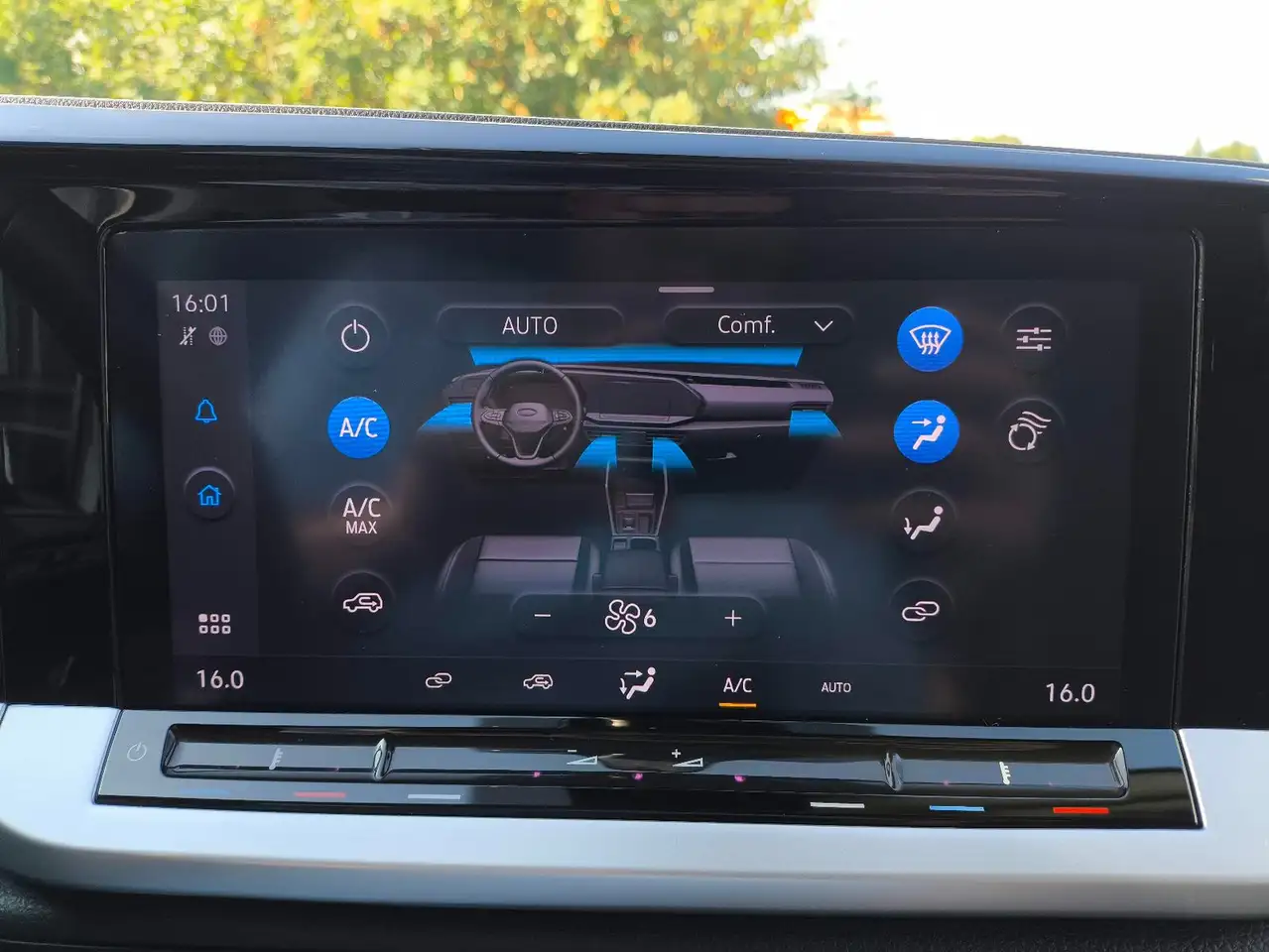 Ford Grand Tourneo Connect Titanium Rollstuhgerecht*Automatik — معرض صور السيارة 30
