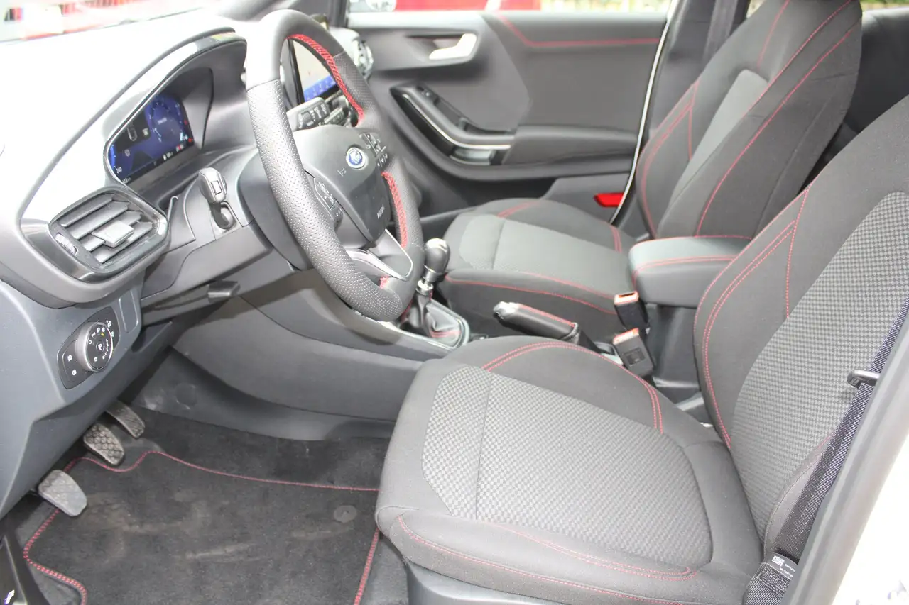 Ford Puma ST-Line/Winter-Paket/Fahrerassistenz-Paket/Hybrid — معرض صور السيارة 12