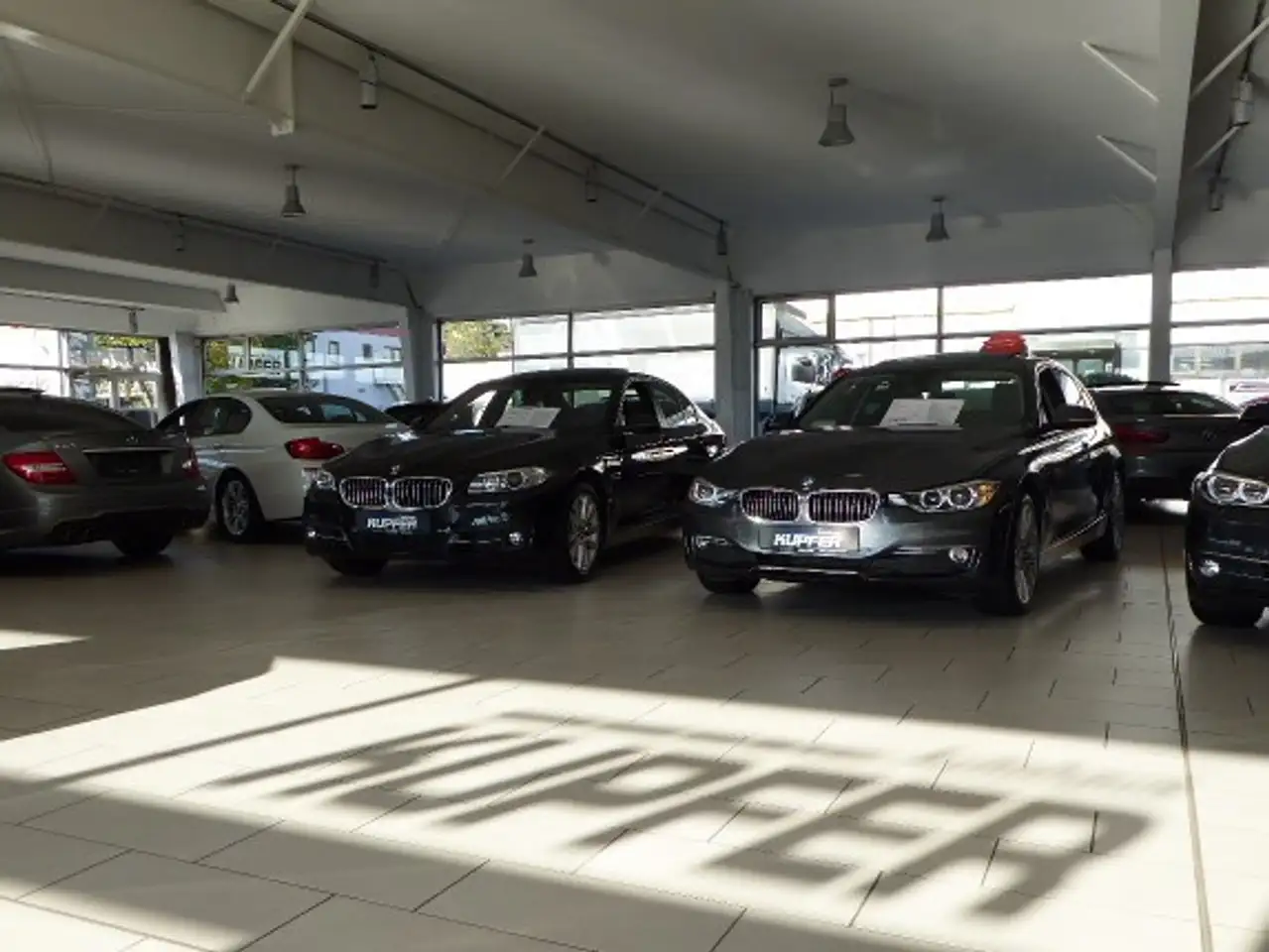 BMW 120 i M Sportpak. PRO Headup°Massage°19Zoll°360° — Vehicle gallery 8