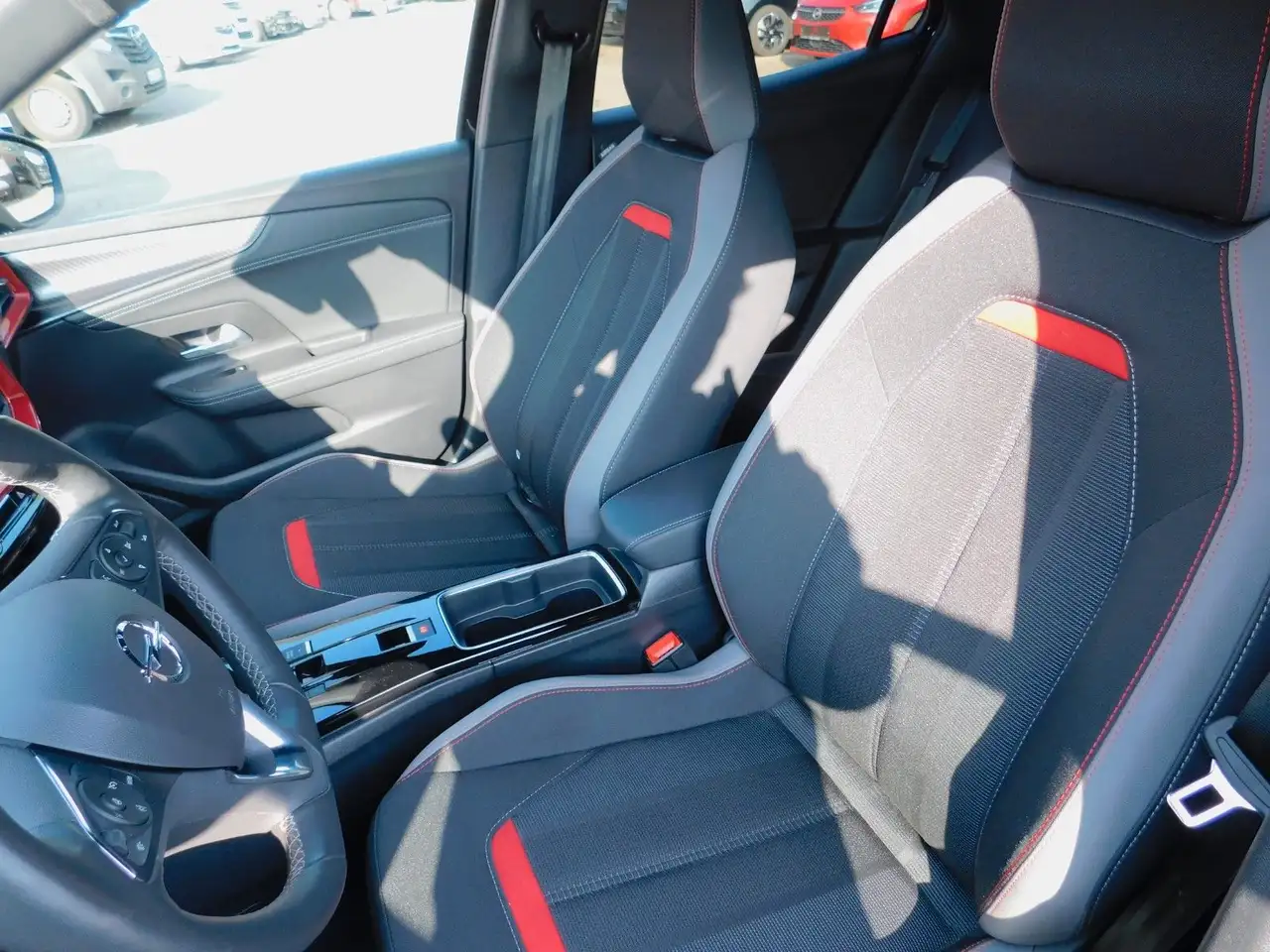 Opel Mokka-E GS Line — معرض صور السيارة 16