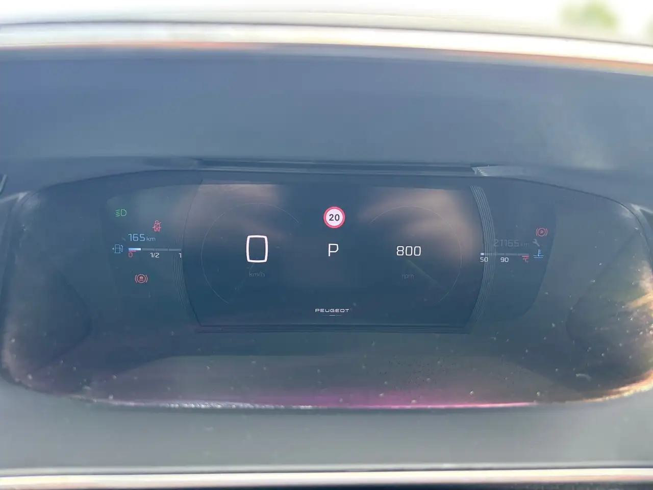 Peugeot 2008 1.2 PureTech 130 GT ACC KeyLess LED Navi — Vehicle gallery 5