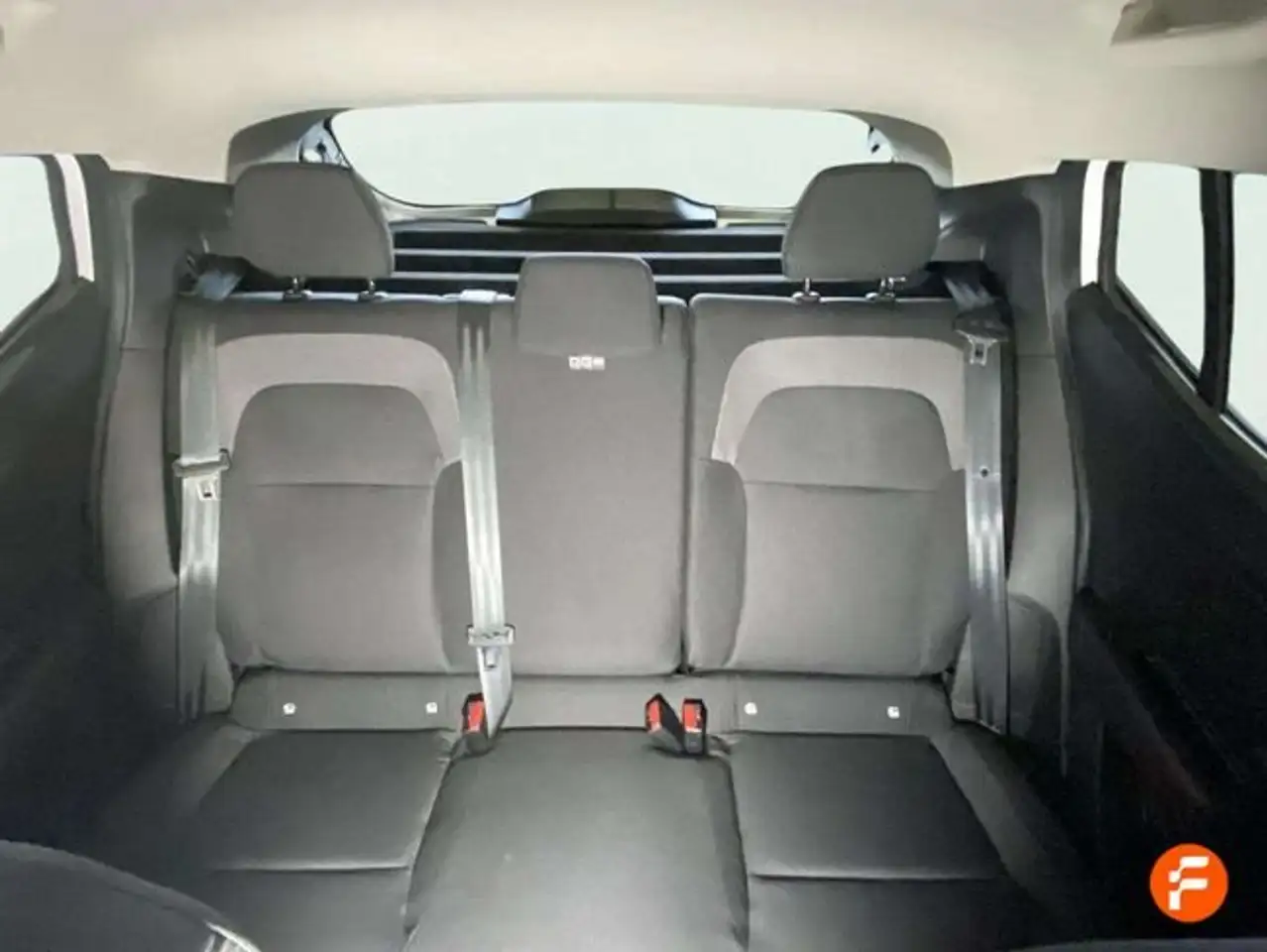 Dacia Sandero TCe Essential 67kW — معرض صور السيارة 20