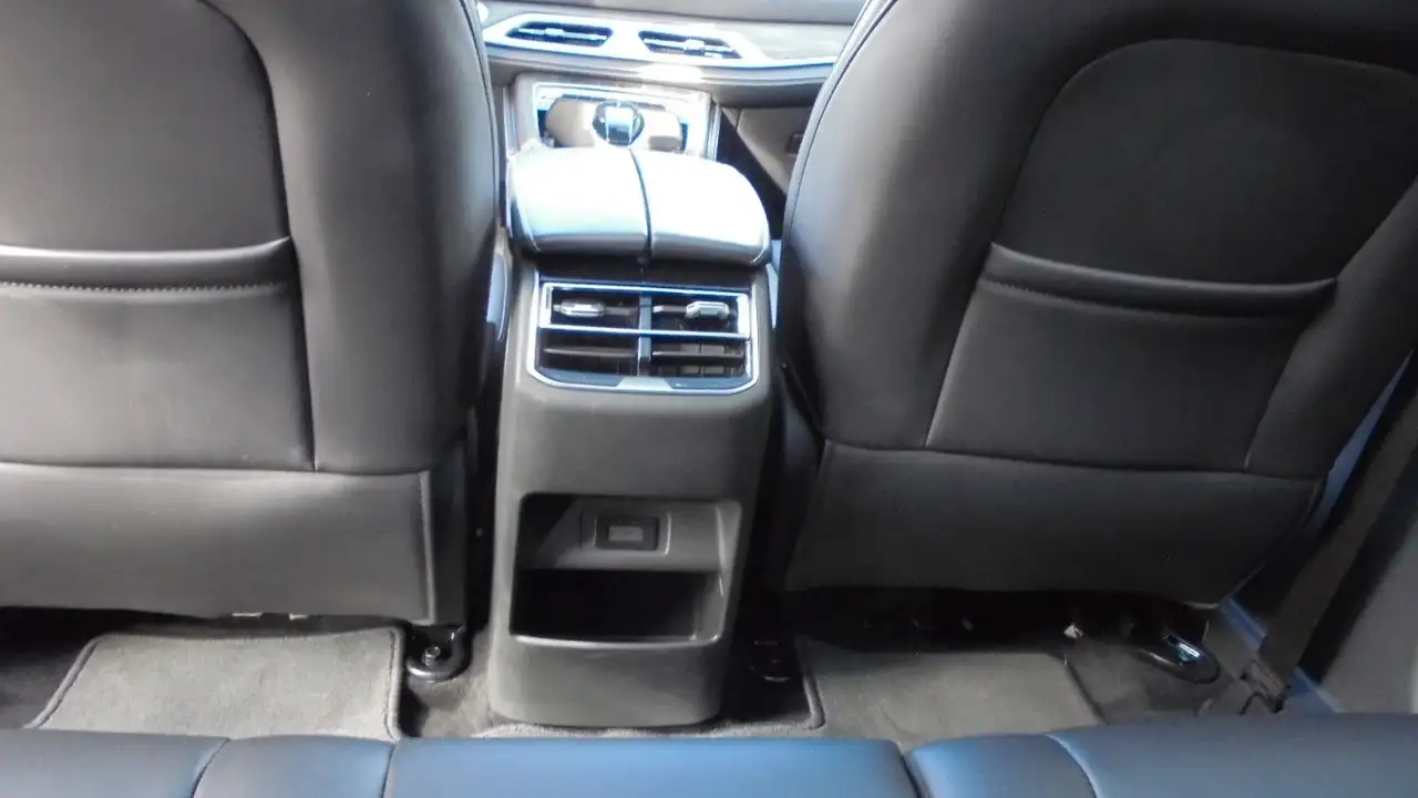 DFSK Fengon 600 Fengon E5 PHEV Hybrid 7-sitzig, Allwetterreifen, — Galerie du véhicule 15
