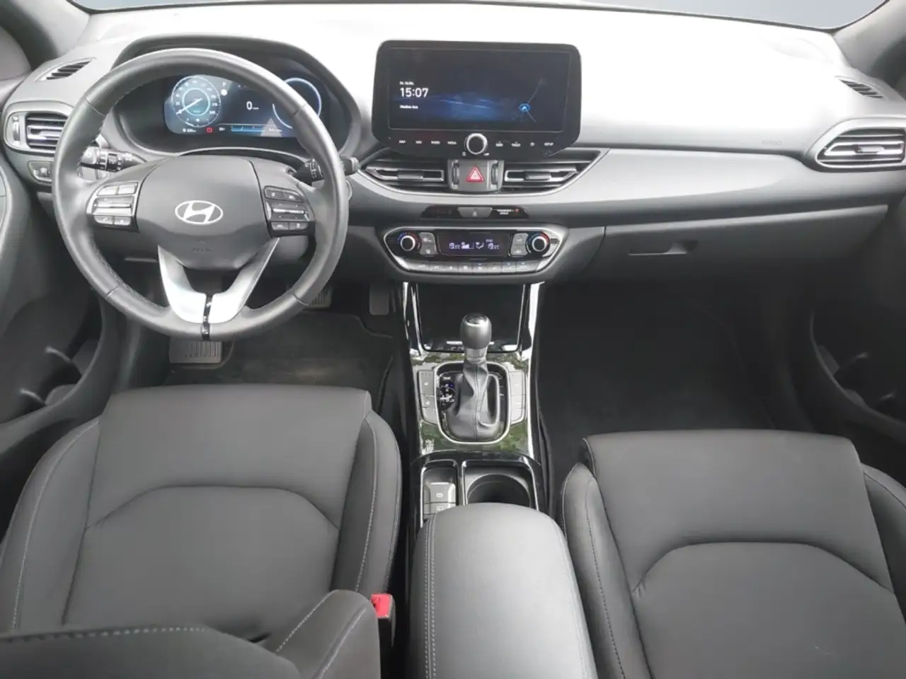 Hyundai i30 Advantage 1.0 T-GDI Navi Digitales Cockpit LED ACC — معرض صور السيارة 10