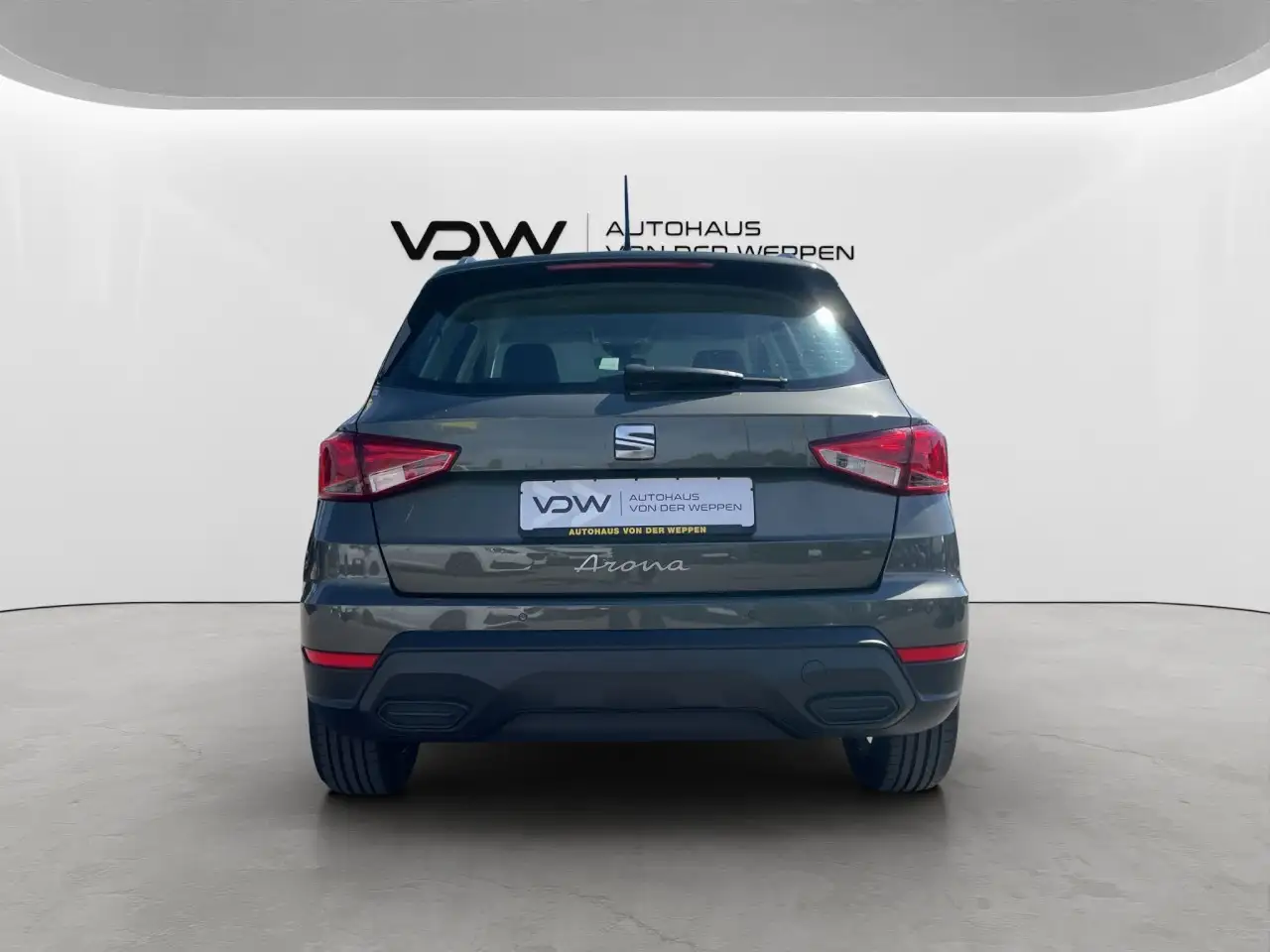 SEAT Arona Style Edition TSI DSG Navi ACC SHZ CarPlay — Vehicle gallery 6