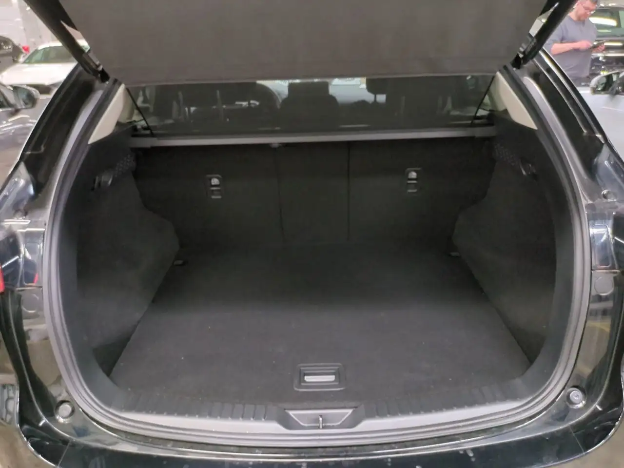 Mazda CX-5 2.5L e-SKYACTIV G 194ps 6AT EXCLUSIVE-LINE — Vehicle gallery 6