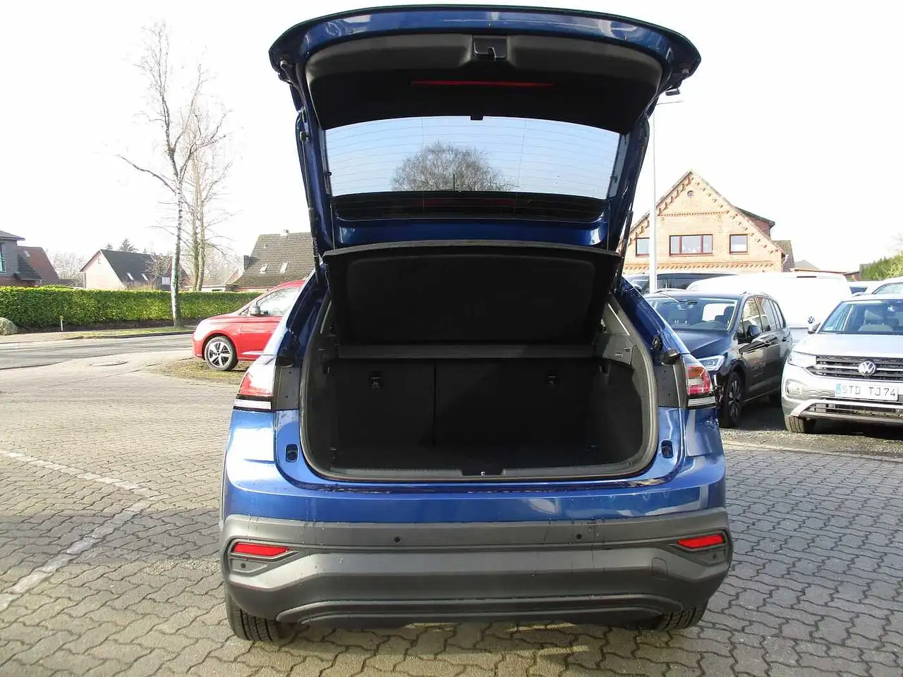 Volkswagen Taigo 1.0 TSI OPF Life — Vehicle gallery 4