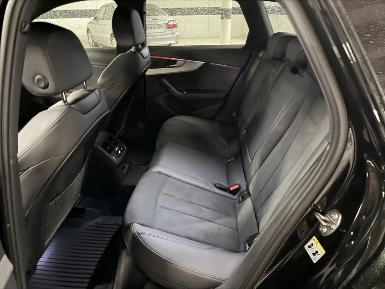 Audi A4 allroad 40 TDI quattro S-Tronic 150kW — معرض صور السيارة 19