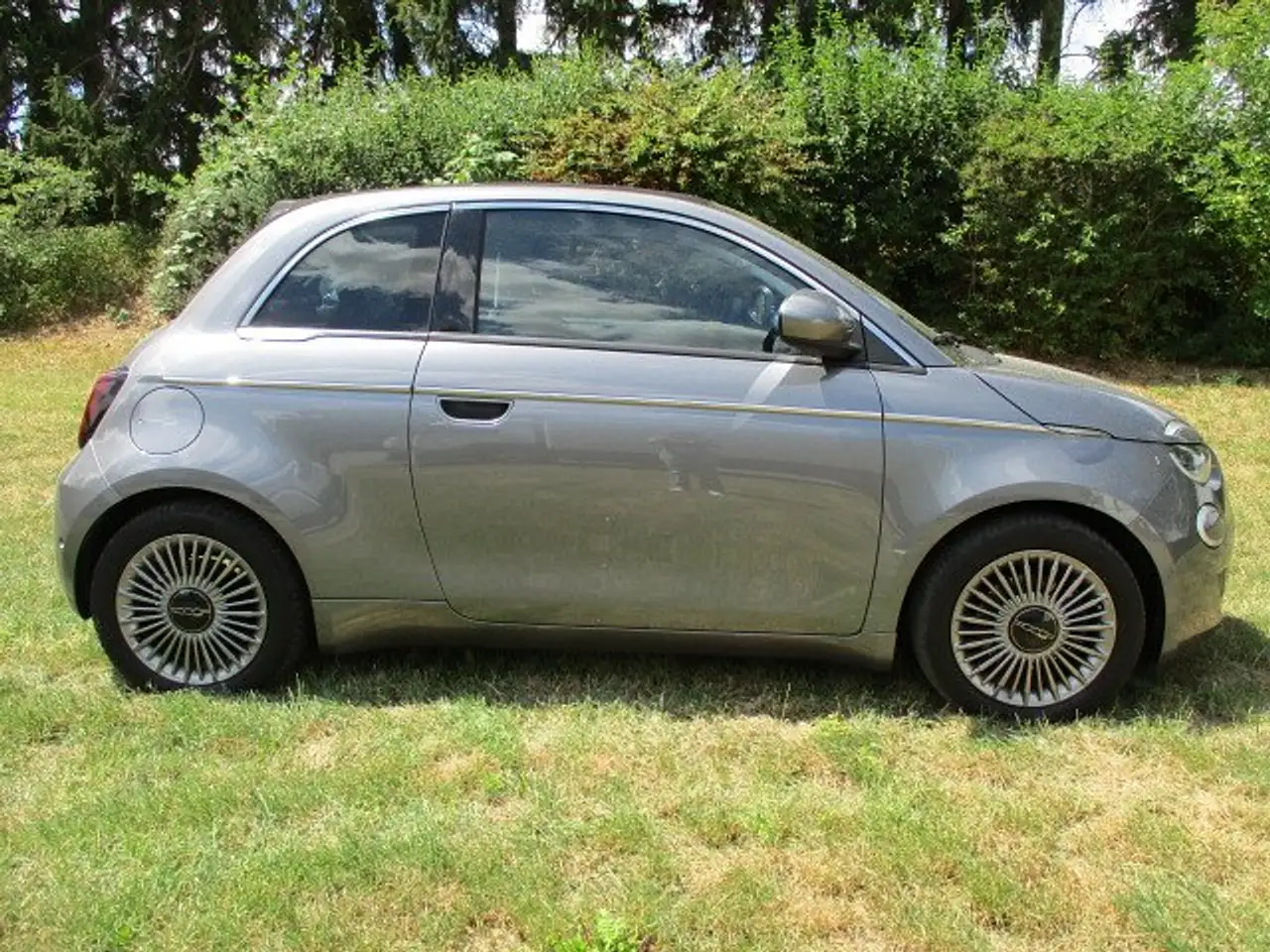 Fiat 500e 500E CABRIO — Galería del vehículo 3