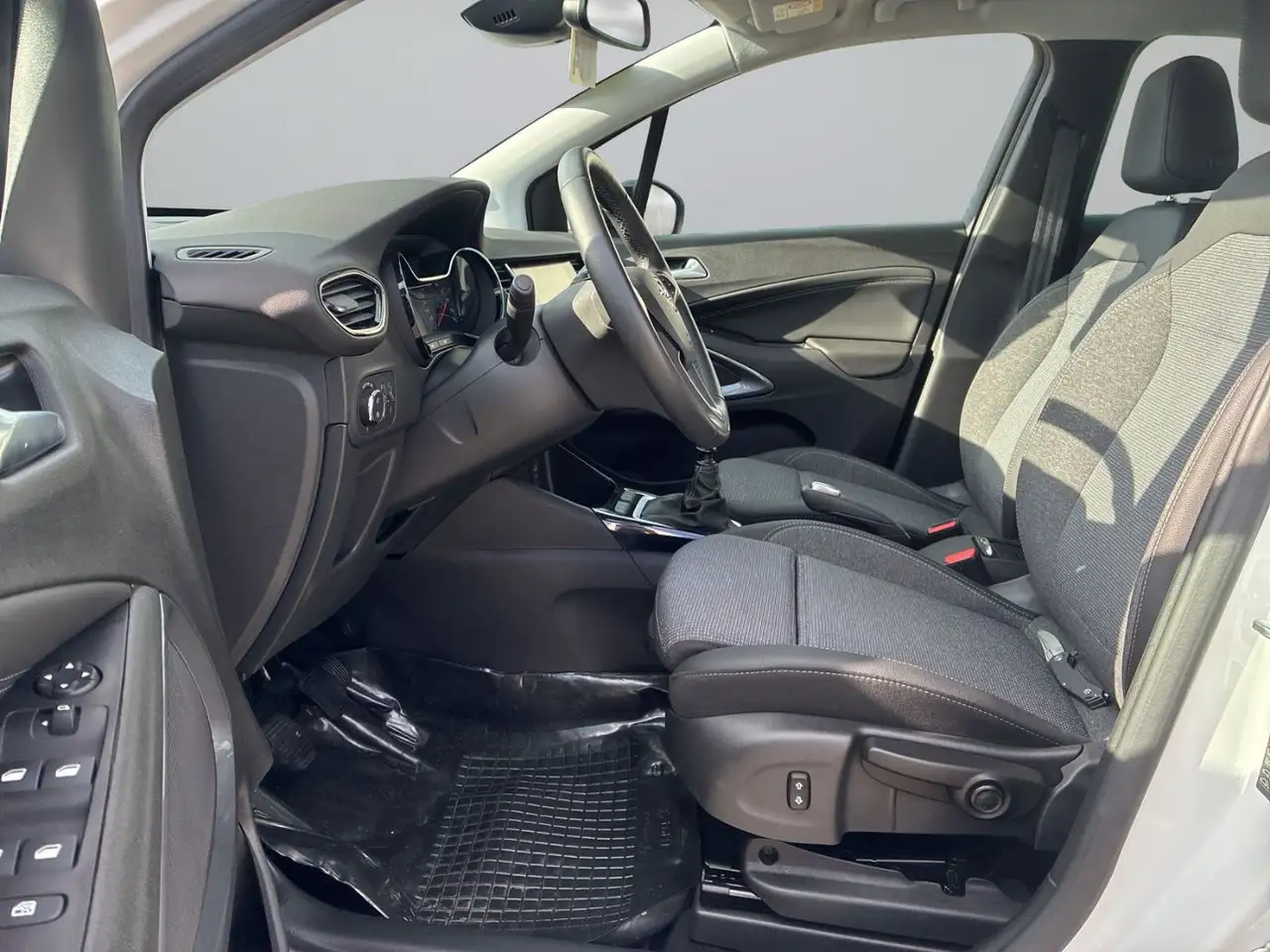 Opel Crossland 1.2 Turbo ELEGANCE PAKET LED+Navi+SHZ — معرض صور السيارة 11