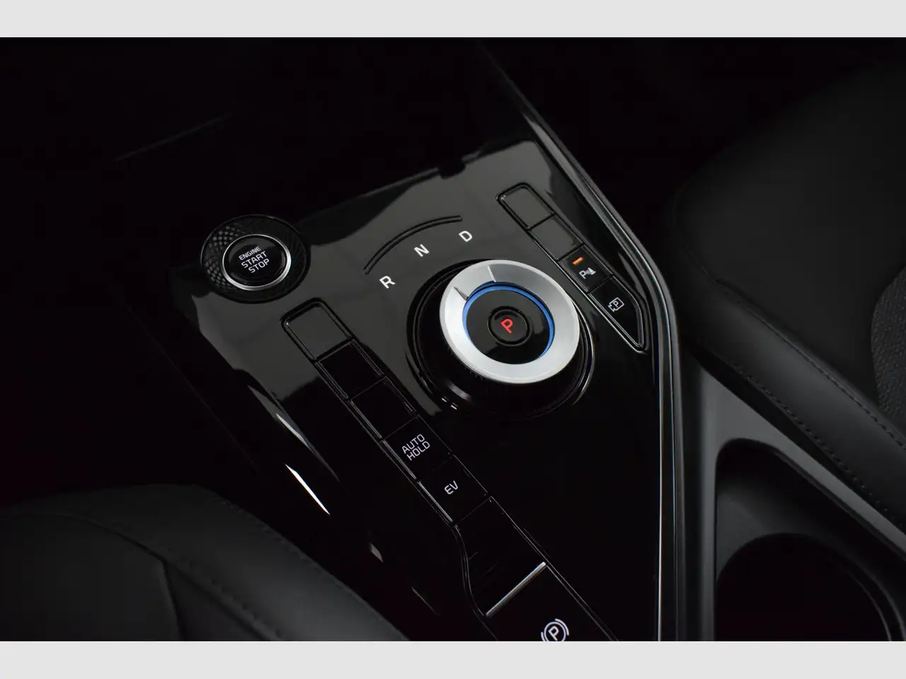 Kia Niro 1.6 GDi PHEV 135kW (183CV) Drive — Vehicle gallery 15