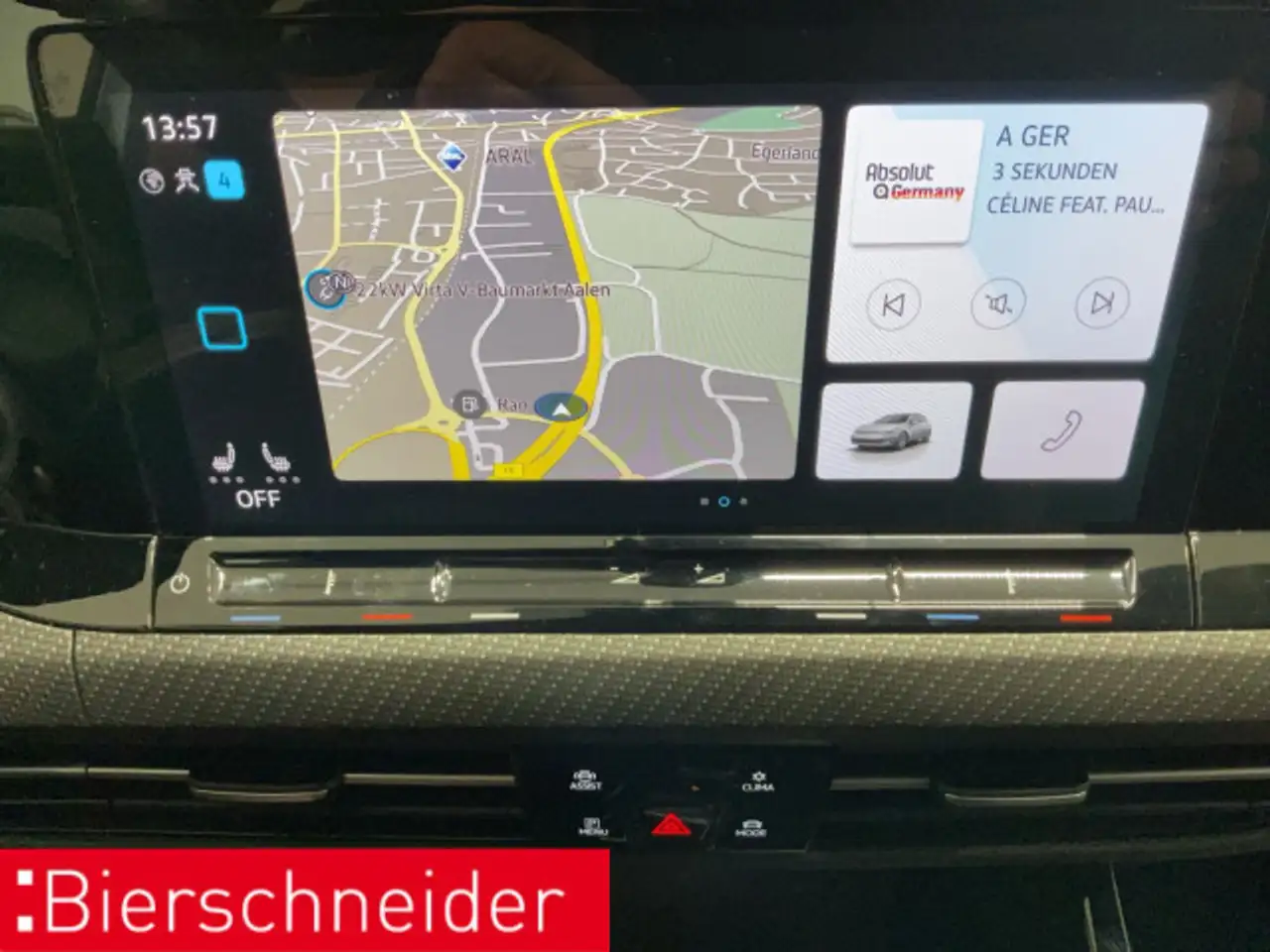Volkswagen Golf 8 1.5 eTSI DSG R-Line Black AHK MATRIX CAM — معرض صور السيارة 18