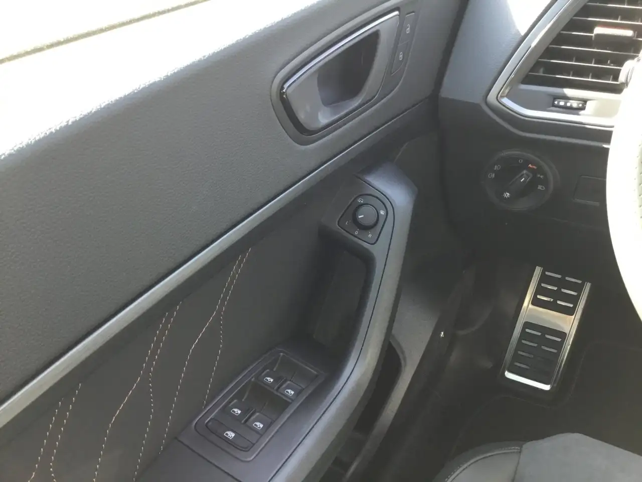 CUPRA Ateca 1.5 TSI +DSG+KAMERA+NAVI+LED+LENKRADHZG.+ — معرض صور السيارة 16