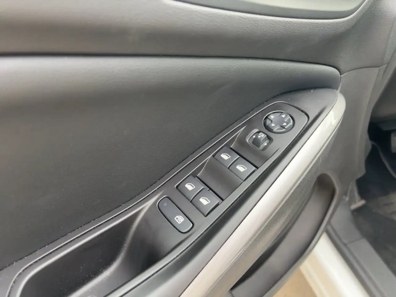 Opel Grandland GS. 1.2 D 360-CAM CAM PDC — Galería del vehículo 15