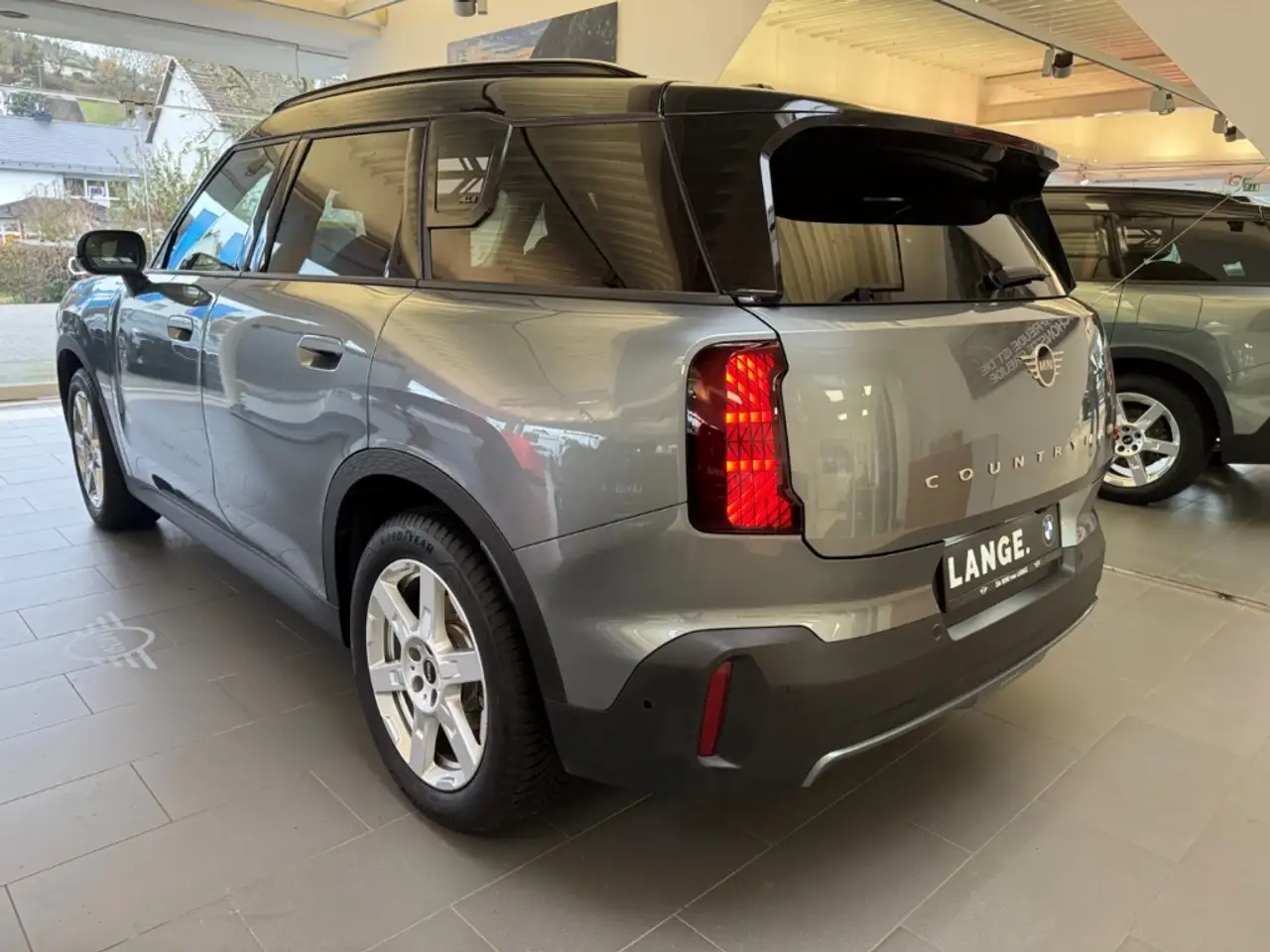 MINI Cooper S Countryman Classic Trim ALL4 AHK+PANO+HEADUP — معرض صور السيارة 5
