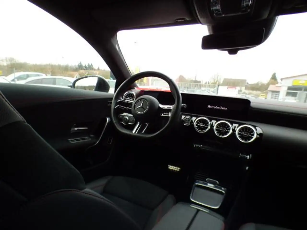 Mercedes-Benz CLA 200 CLA 200 Shooting Brake SB AMG Line Advanced Plus Anhängkupplung Totwinkel Night Paket Verkehrszeichen Assist LED Kamera — Vehicle gallery 13