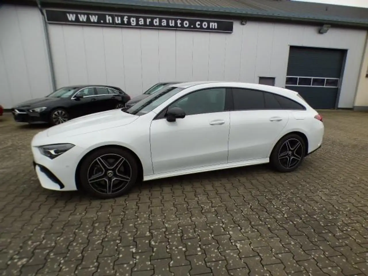 Mercedes-Benz CLA 200 CLA 200 Shooting Brake SB AMG Line Advanced Plus Anhängkupplung Totwinkel Night Paket Verkehrszeichen Assist LED Kamera — Vehicle gallery 25