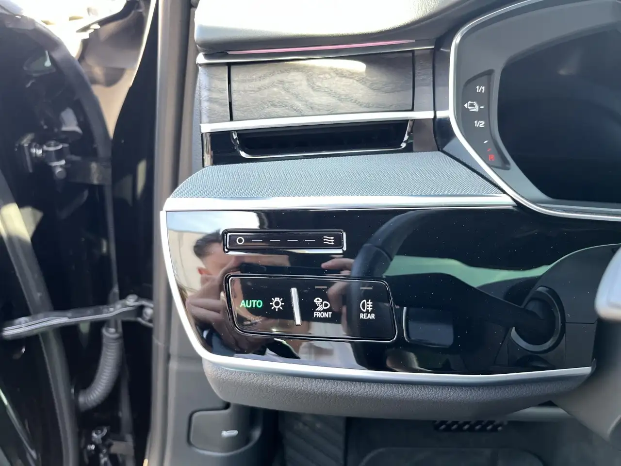 Audi A8 lang 60 TFSI e quattro tiptronic Pano Matrix — Vehicle gallery 13