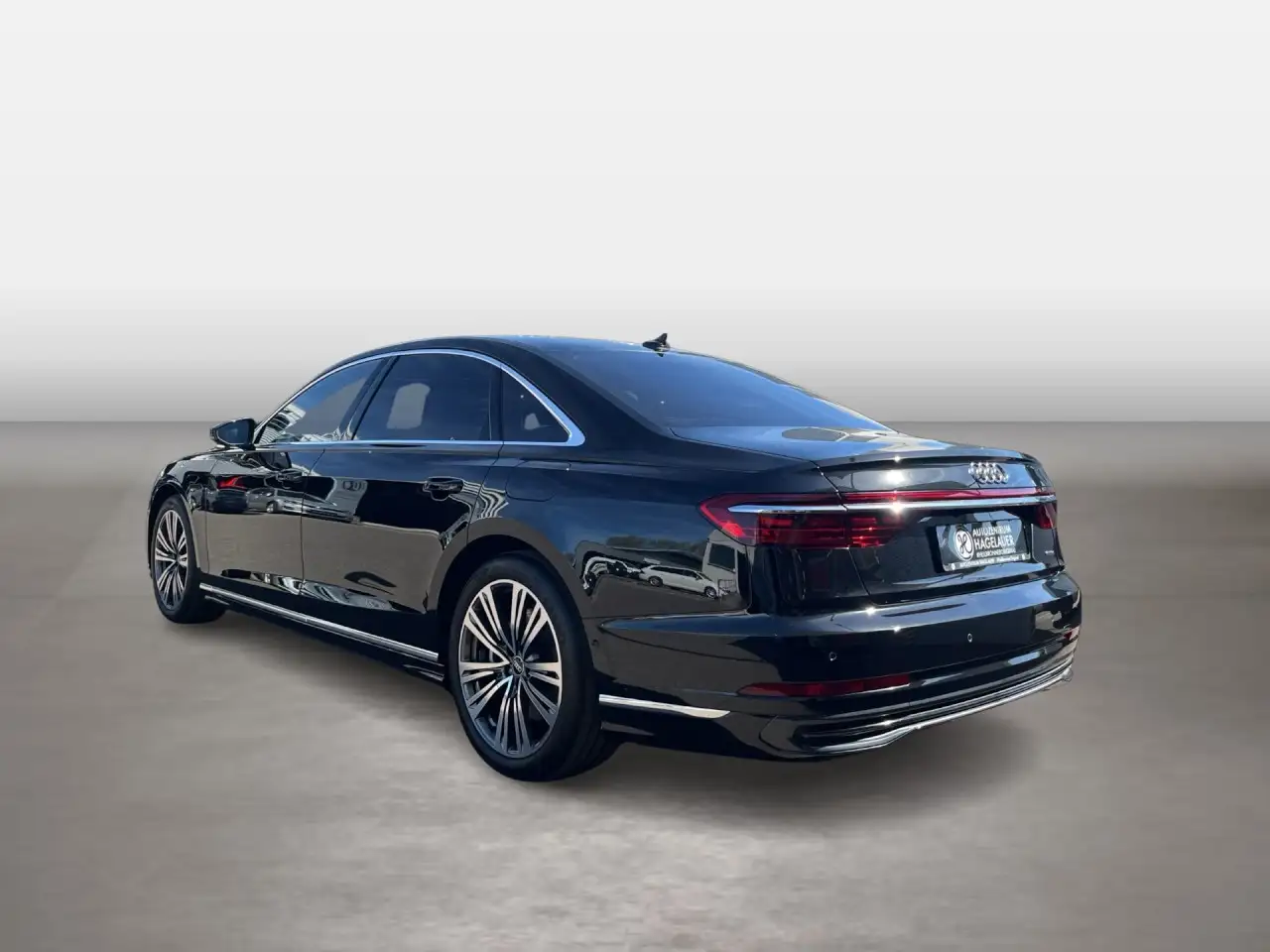 Audi A8 lang 60 TFSI e quattro tiptronic Pano Matrix — Vehicle gallery 4