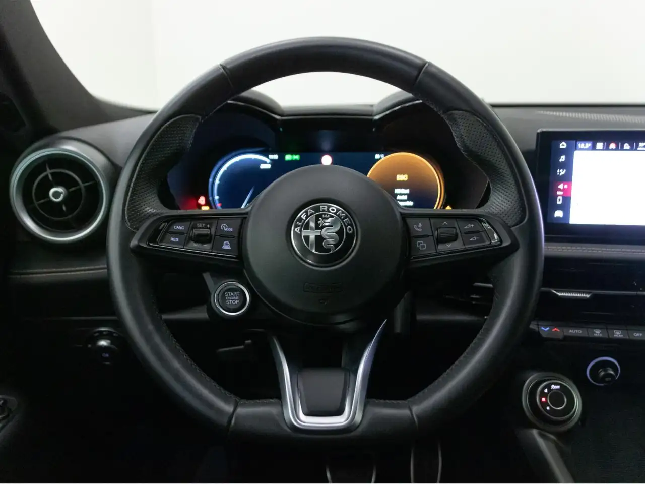 Alfa Romeo Tonale 1.5 MHEV GASOLINA 130 CV SPRINT FWD — معرض صور السيارة 21