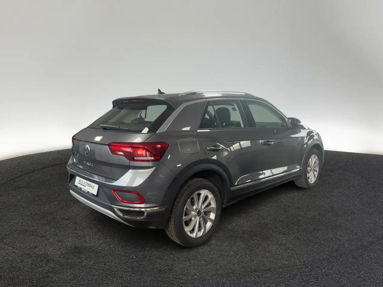 Volkswagen T-Roc Style 1.5 TSI DSG 17 LED+ PANO STHZ R-KAM — Galerie du véhicule 4