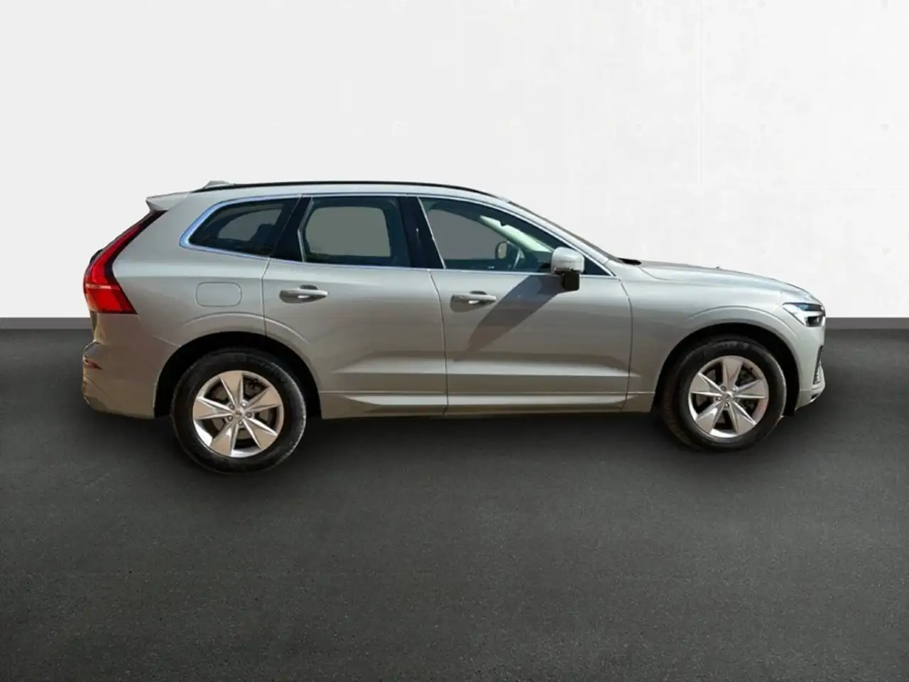 Volvo XC60 2.0 B4 D Auto Core — معرض صور السيارة 7