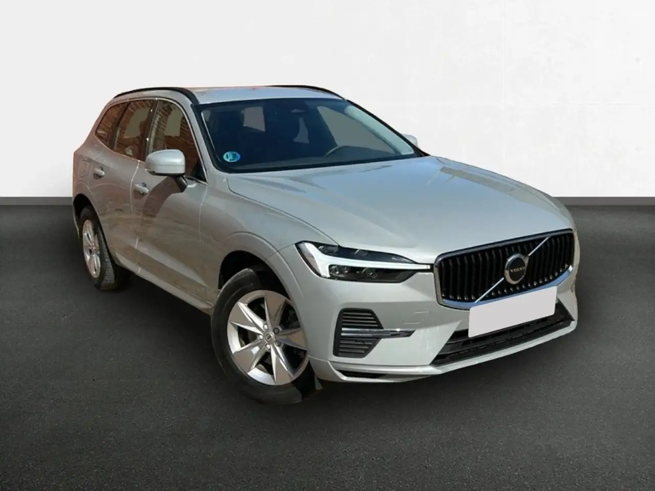 Volvo XC60 2.0 B4 D Auto Core — معرض صور السيارة 6