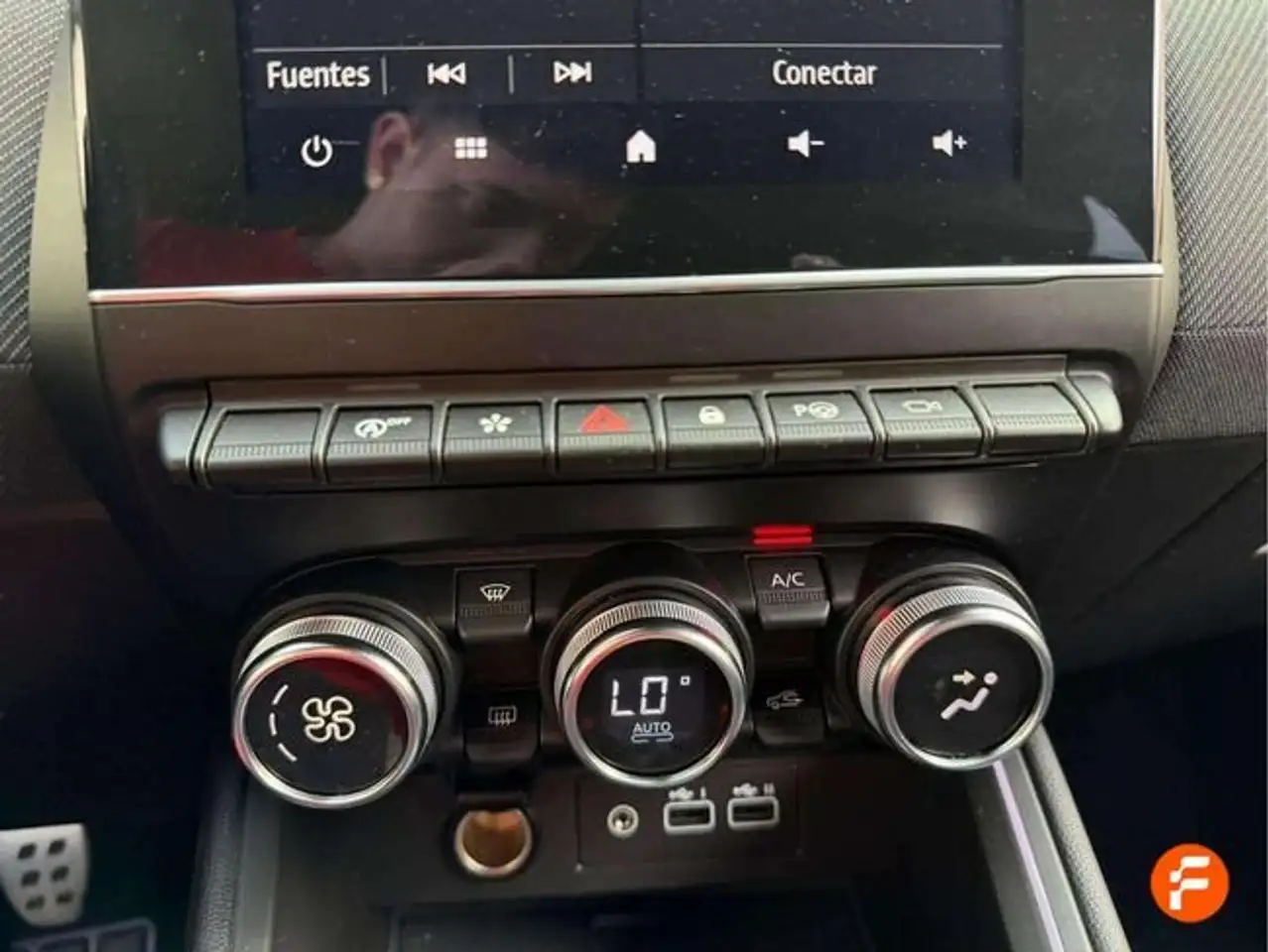 Renault Clio TCe Esprit Alpine 67kW — معرض صور السيارة 17