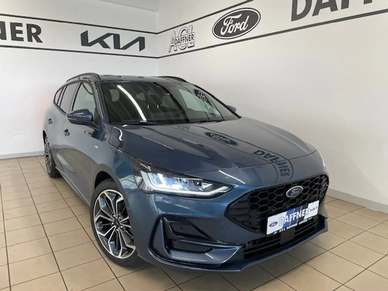 Ford Focus Turnier ST-Line X HUD AHK-abnehmbar Navi — Leipzig