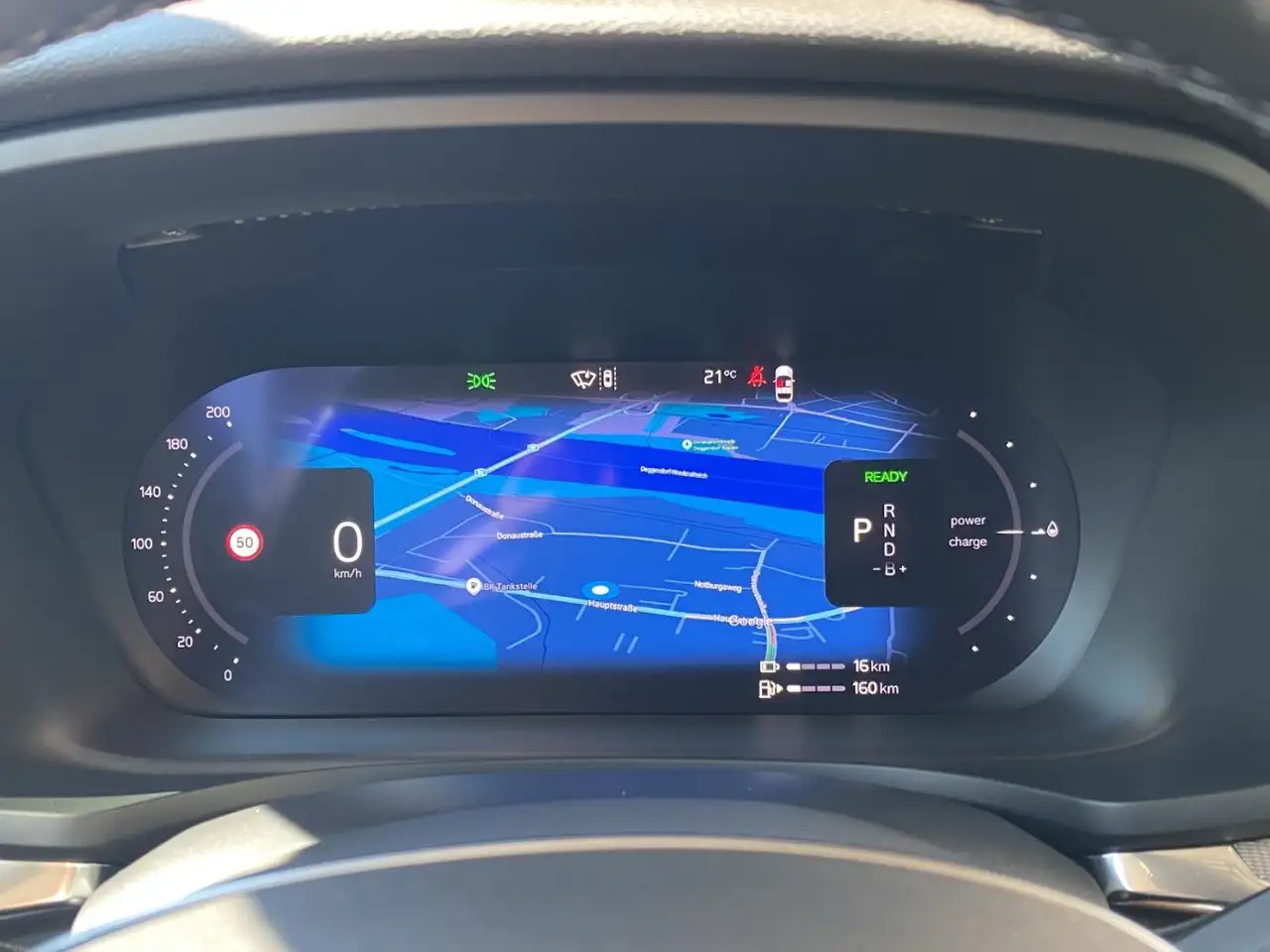 Volvo V60 Kombi T8 Plus Dark Recharge WiPa*LED*Navi*DAB — Galerie du véhicule 16