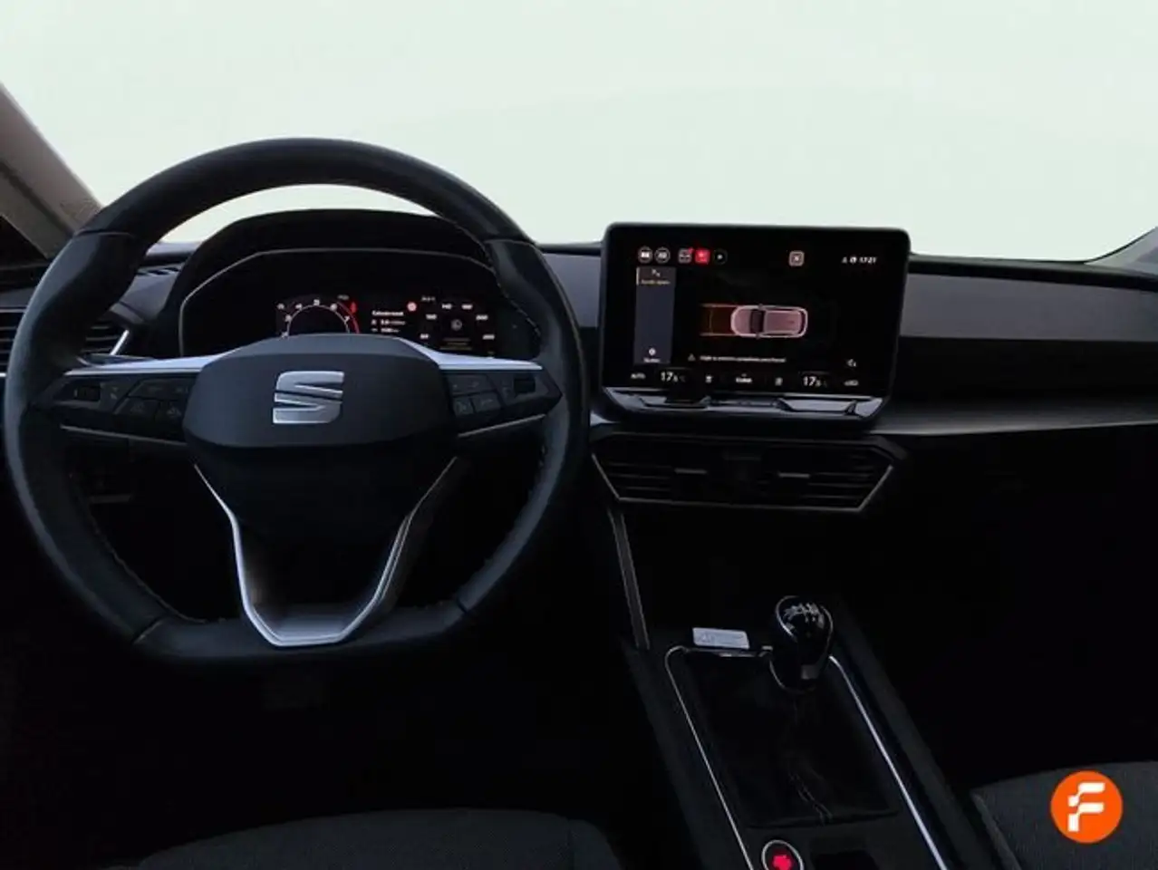 SEAT Leon 1.5 TSI S&S Style 25º Aniversario 115 — Vehicle gallery 11