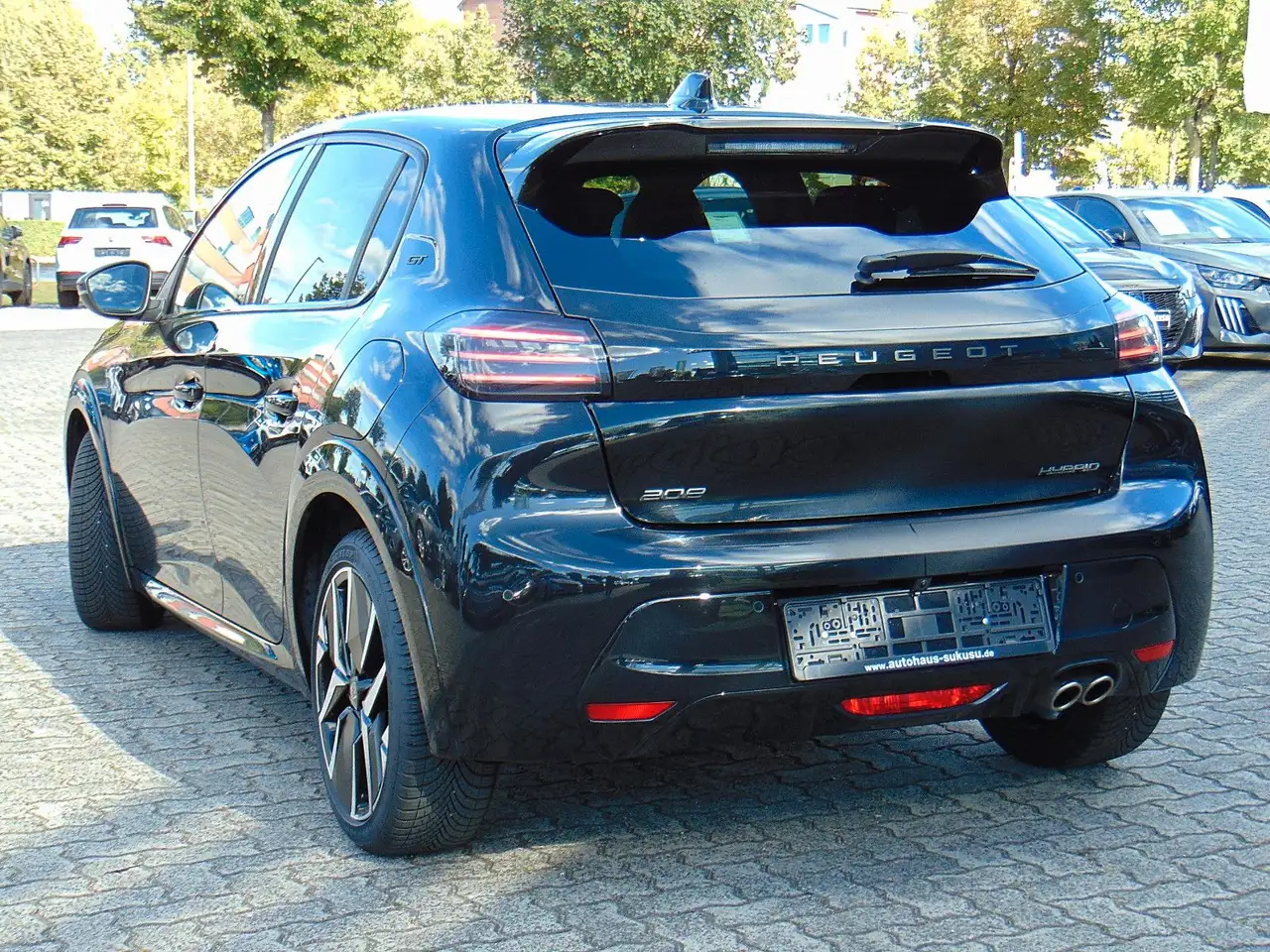 Peugeot 208 Hybrid 145 e-DSC6 GT — Galería del vehículo 3