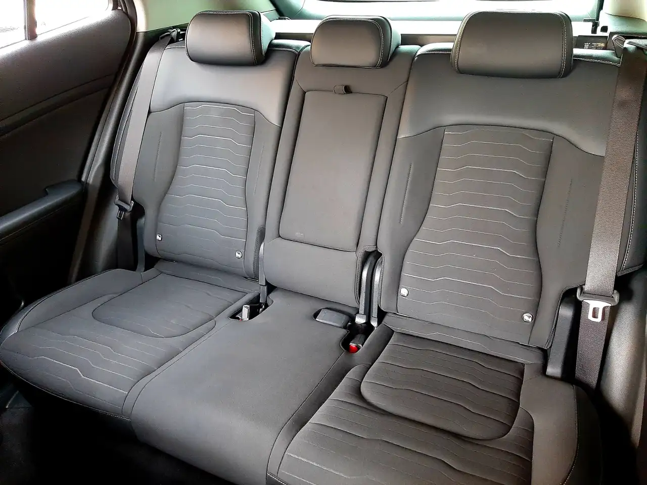Kia Sportage 1.6T 48V DCT 2WD Spirit Drive MJ25 — معرض صور السيارة 10
