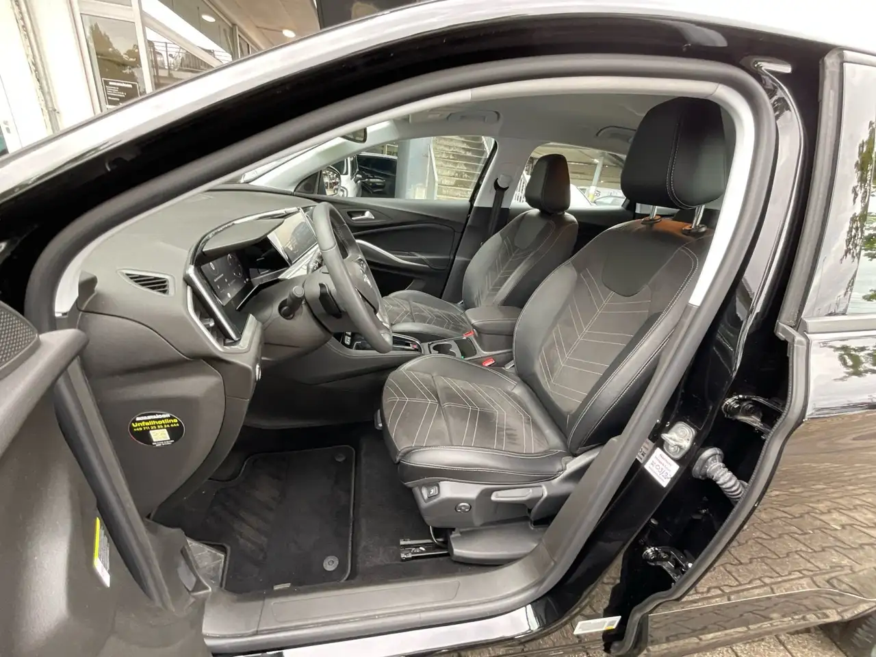 Opel Grandland GS Line Automatik ACC, Winterpaket, Navi, — Vehicle gallery 12
