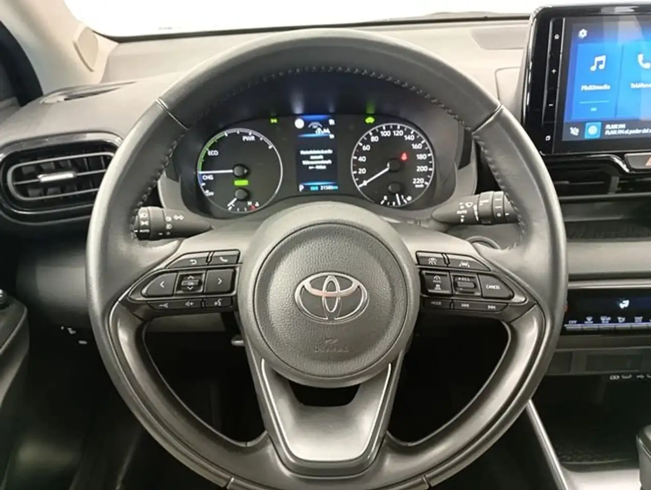 Toyota Yaris 120H 1.5 Active Plus — Galerie du véhicule 26