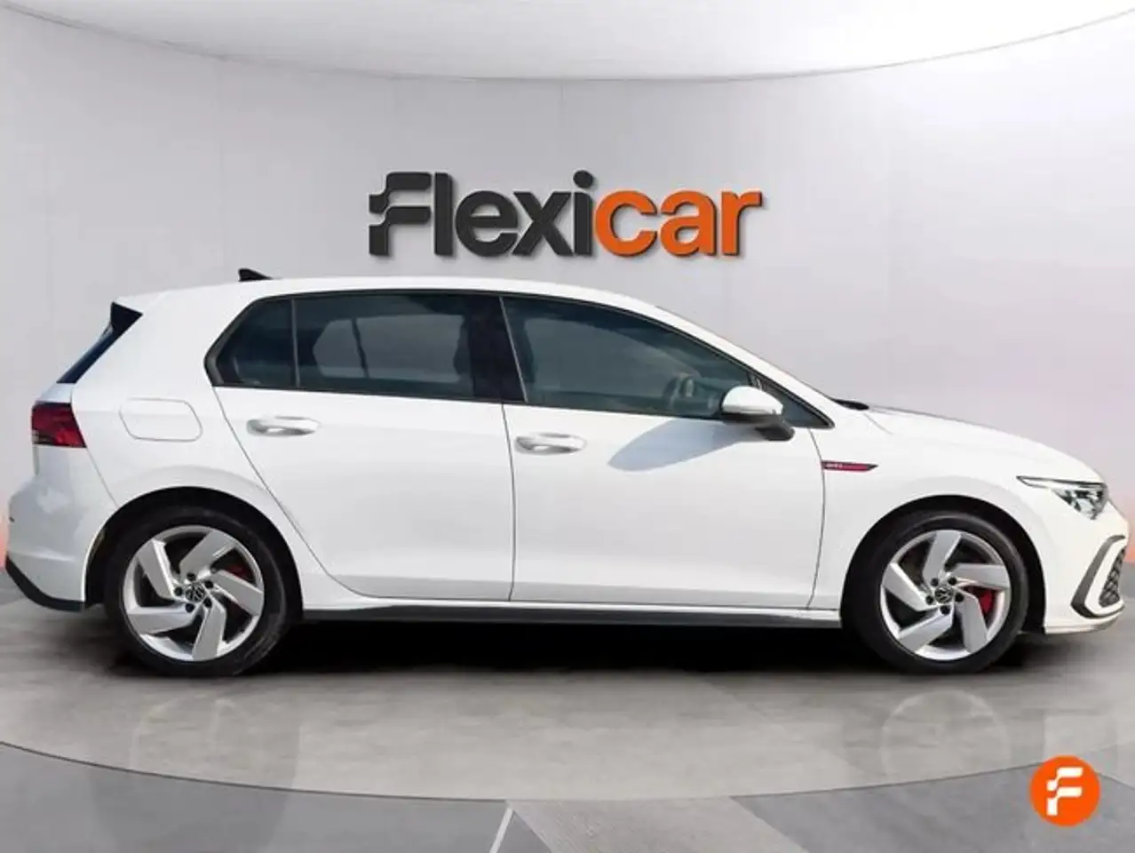 Volkswagen Golf GTI 2.0 TSI DSG 180kW — Galería del vehículo 11