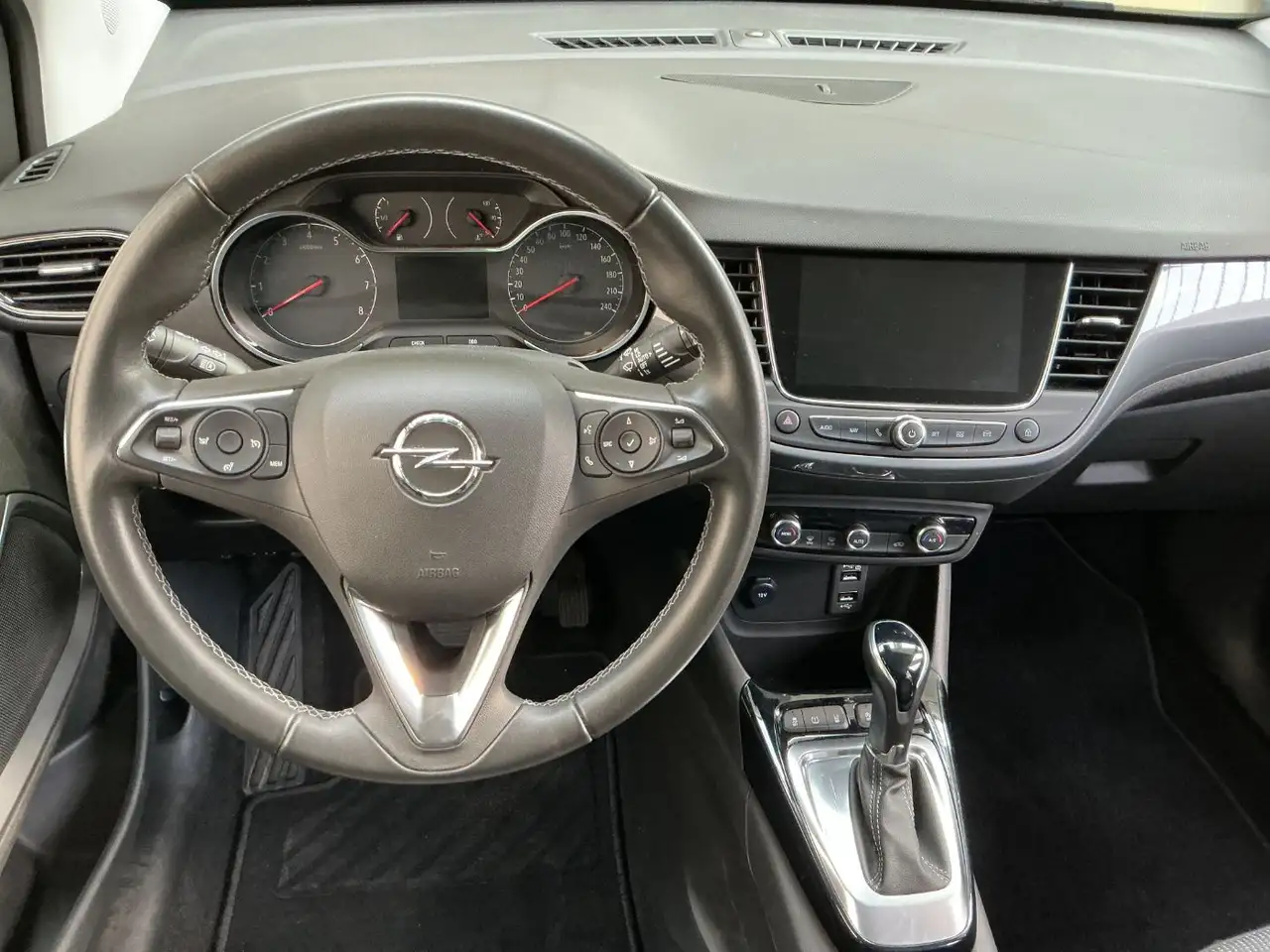 Opel Crossland 1.2 Kamera,Parksensoren,LED,CarPlay, — معرض صور السيارة 10