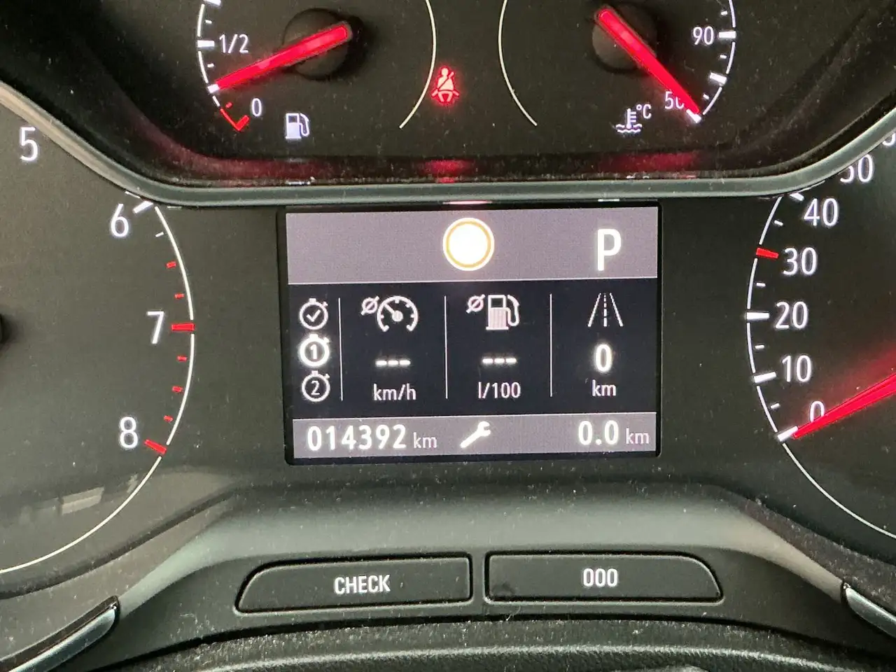 Opel Crossland 1.2 Kamera,Parksensoren,LED,CarPlay, — معرض صور السيارة 29