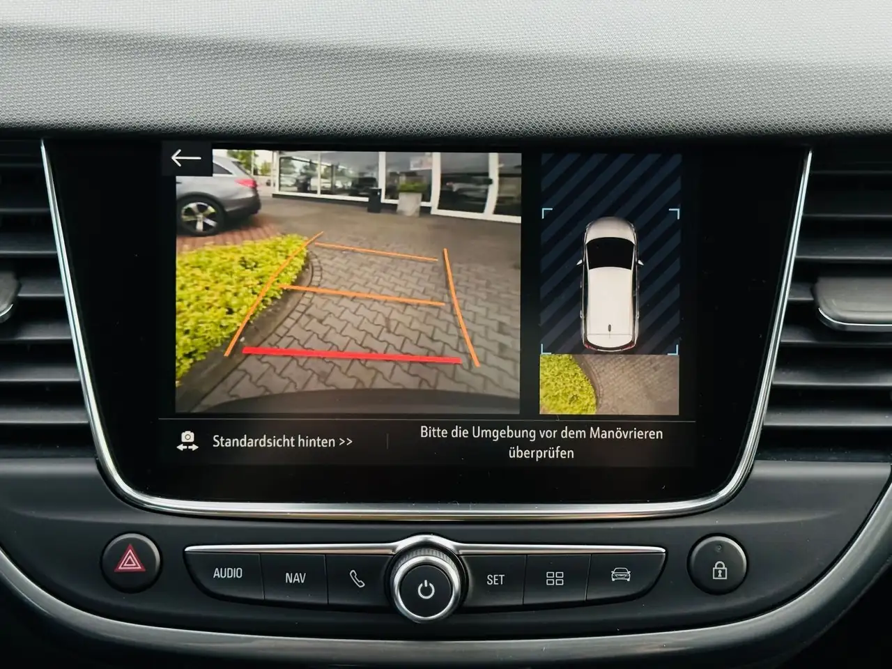 Opel Crossland X 1,2 T ENJOY, Navi, LED, RFK, PTS, SHZ, LKH, Beh. W — Galerie du véhicule 18