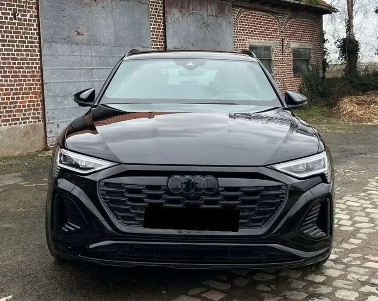 Audi Q8 e-tron 50 quattro Advanced — معرض صور السيارة 2