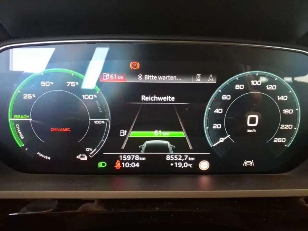 Audi Q8 e-tron 50 quattro Advanced — معرض صور السيارة 25